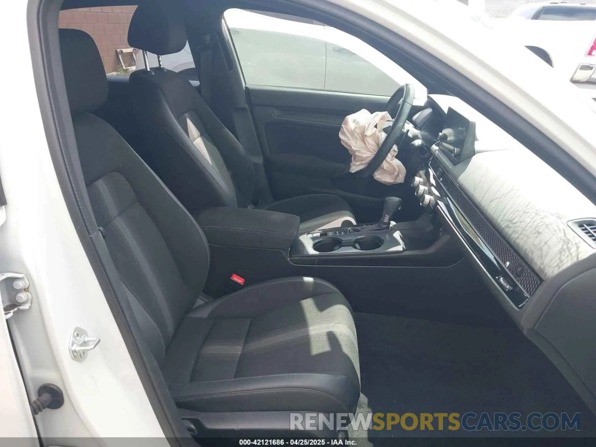 5 fotografías del automóvil dañado 2HGFE2F5XNH590187 HONDA CIVIC 2022