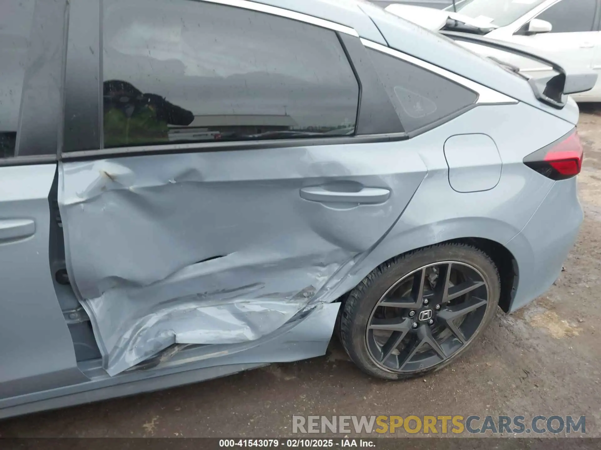 6 fotografías del automóvil dañado 19XFL1G84PE005982 HONDA CIVIC 2023