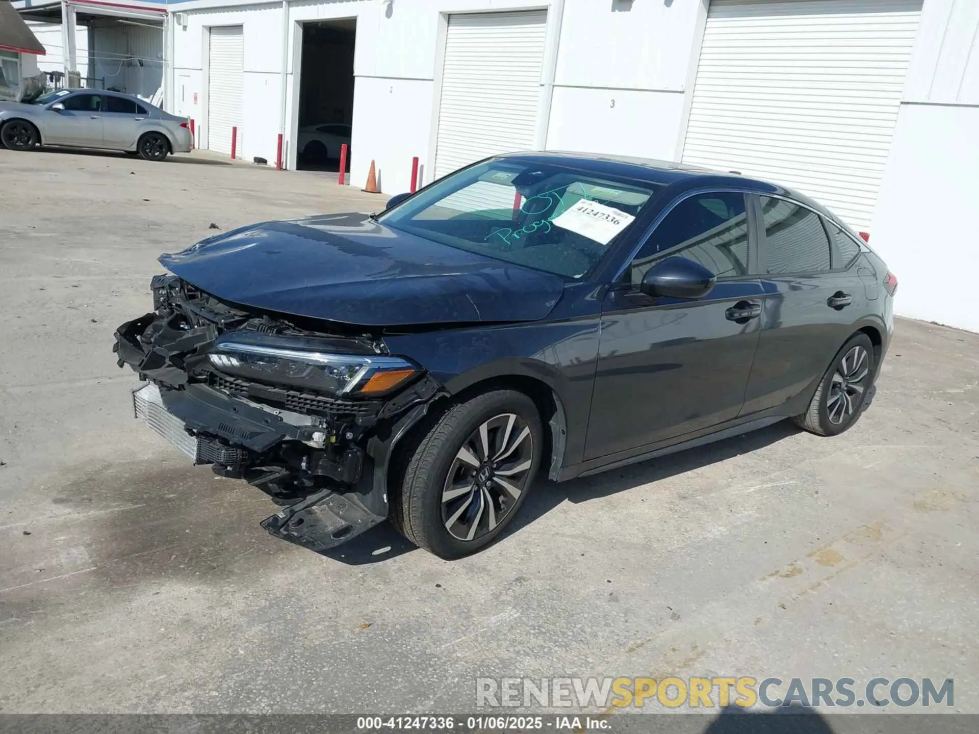 15 fotografías del automóvil dañado 19XFL1H73PE015263 HONDA CIVIC 2023