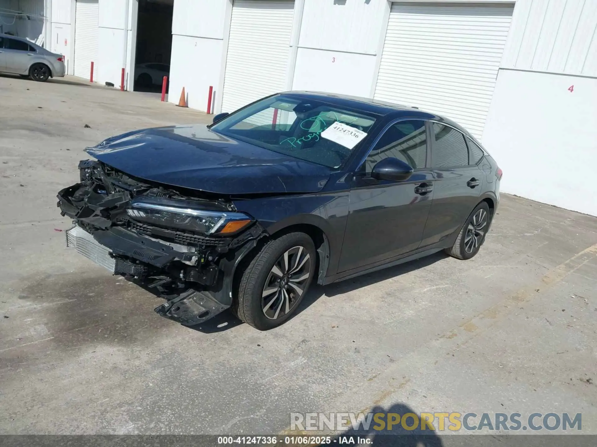 2 fotografías del automóvil dañado 19XFL1H73PE015263 HONDA CIVIC 2023