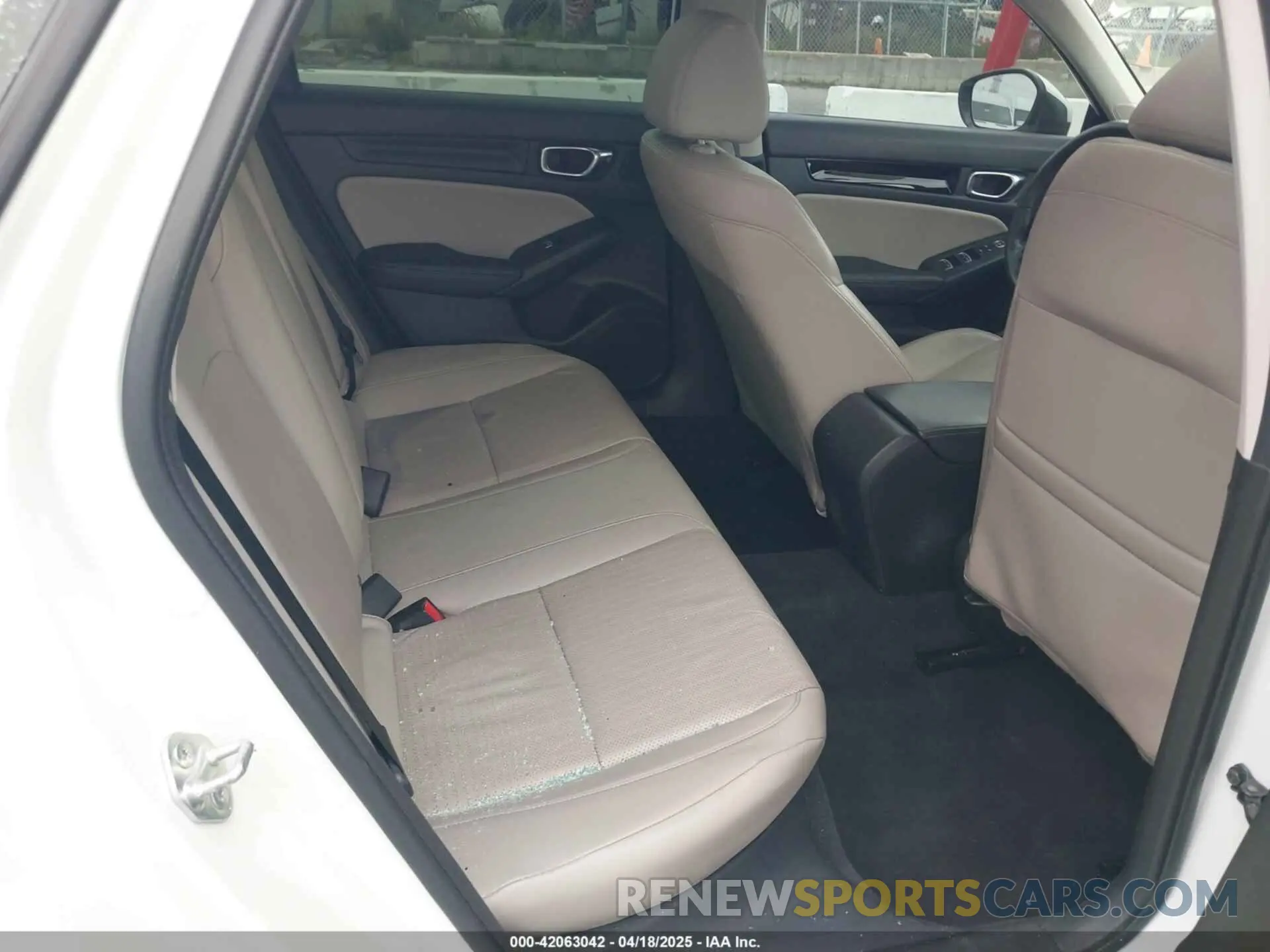 8 fotografías del automóvil dañado 19XFL1H74PE000657 HONDA CIVIC 2023