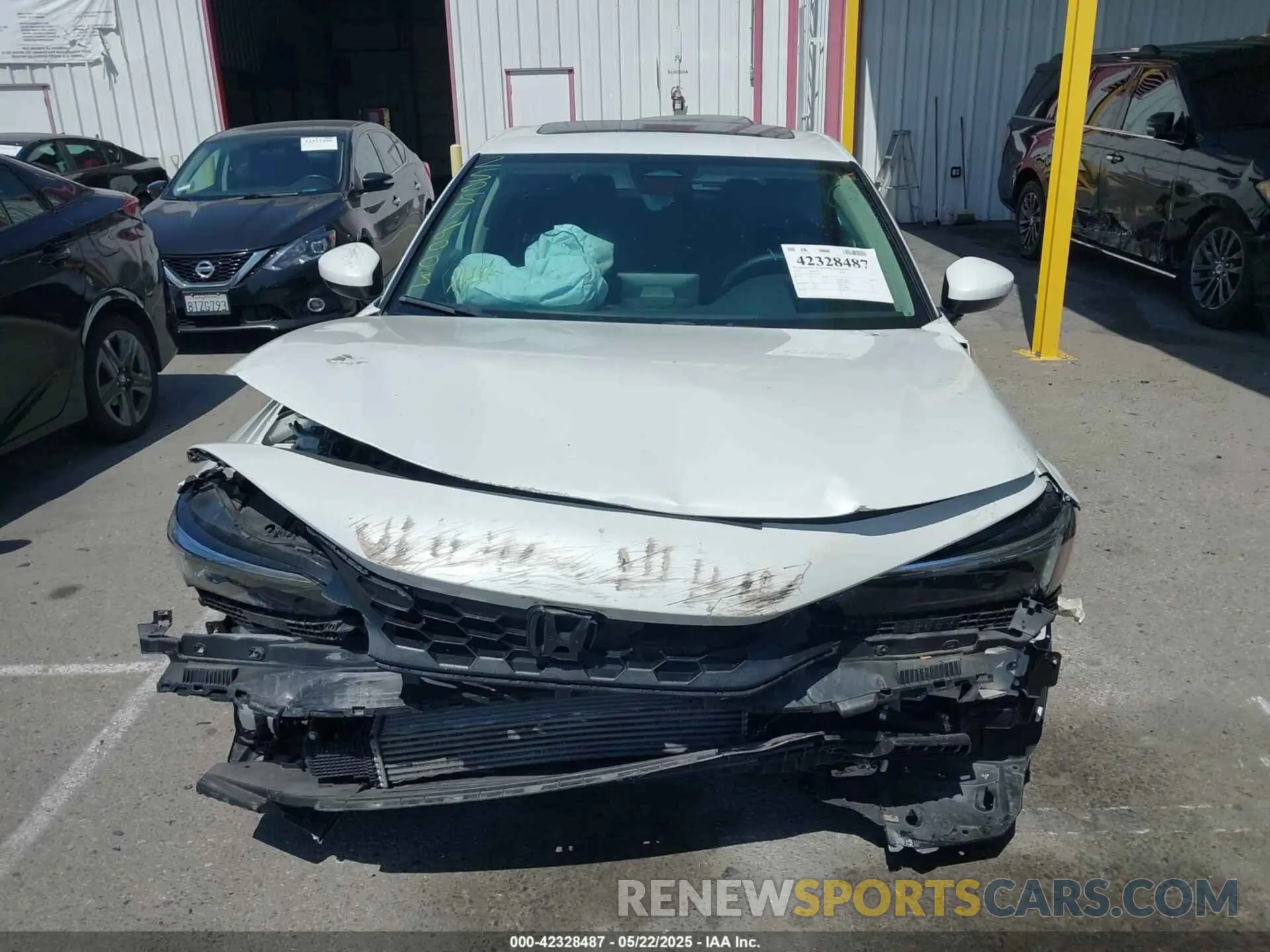 12 fotografías del automóvil dañado 19XFL1H76PE003575 HONDA CIVIC 2023