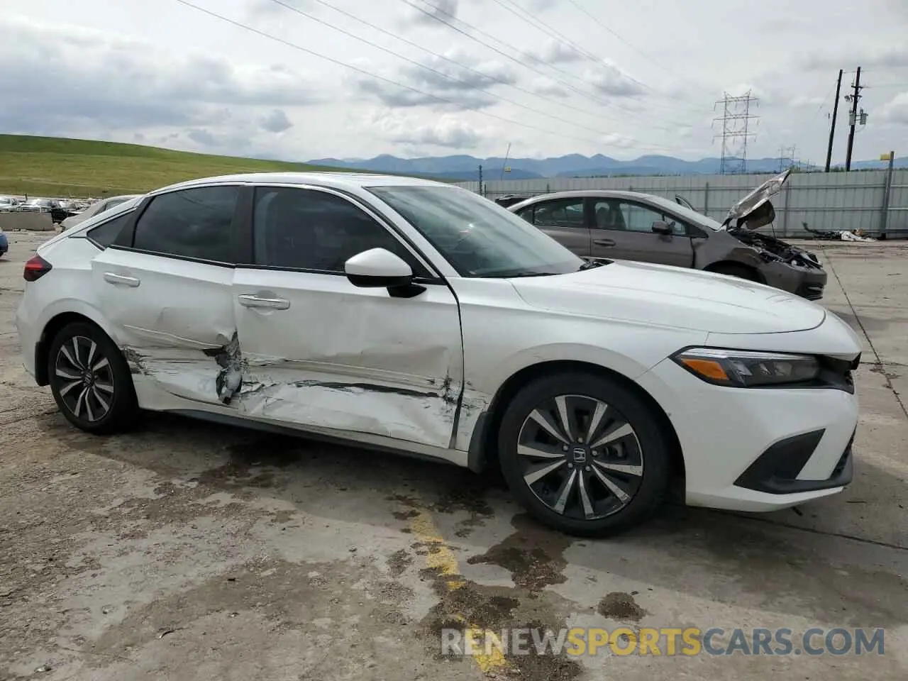 4 fotografías del automóvil dañado 19XFL1H77PE004864 HONDA CIVIC 2023
