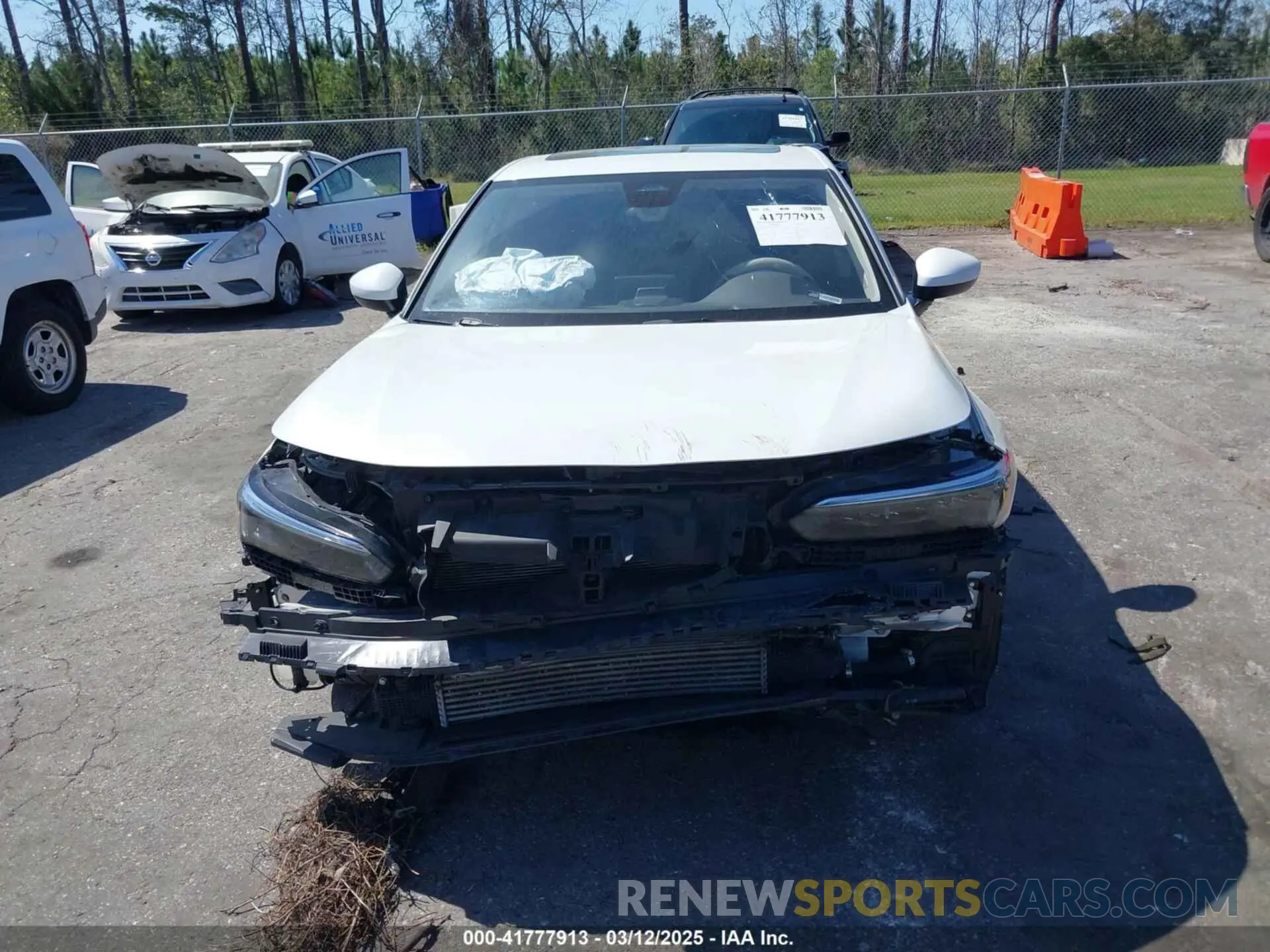 13 fotografías del automóvil dañado 19XFL1H79PE006521 HONDA CIVIC 2023