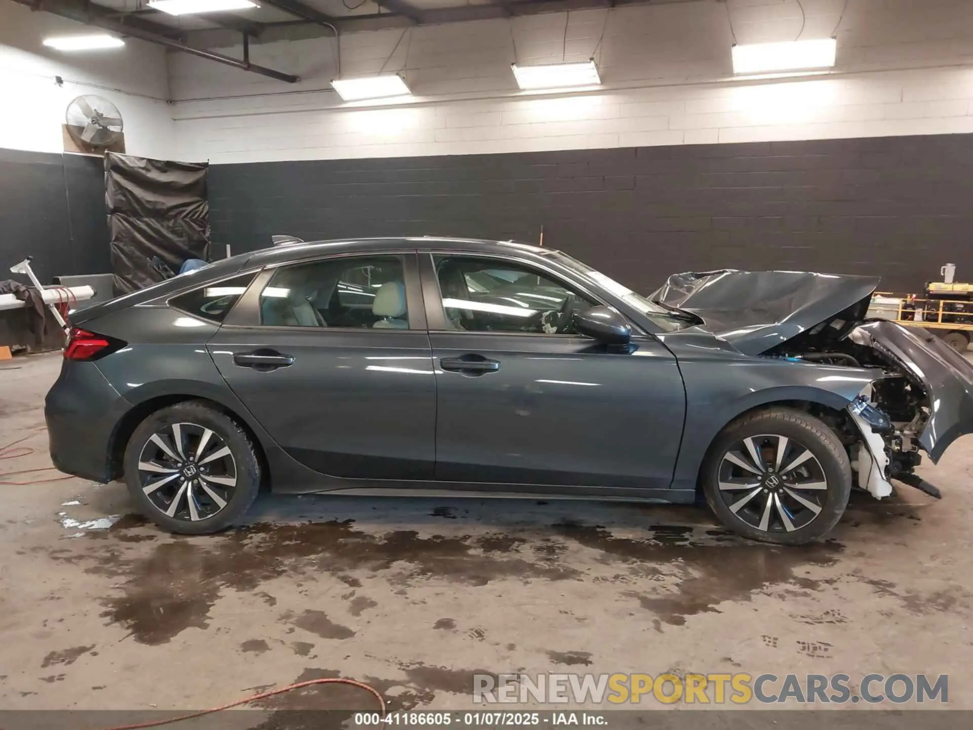 12 fotografías del automóvil dañado 19XFL1H79PE016773 HONDA CIVIC 2023