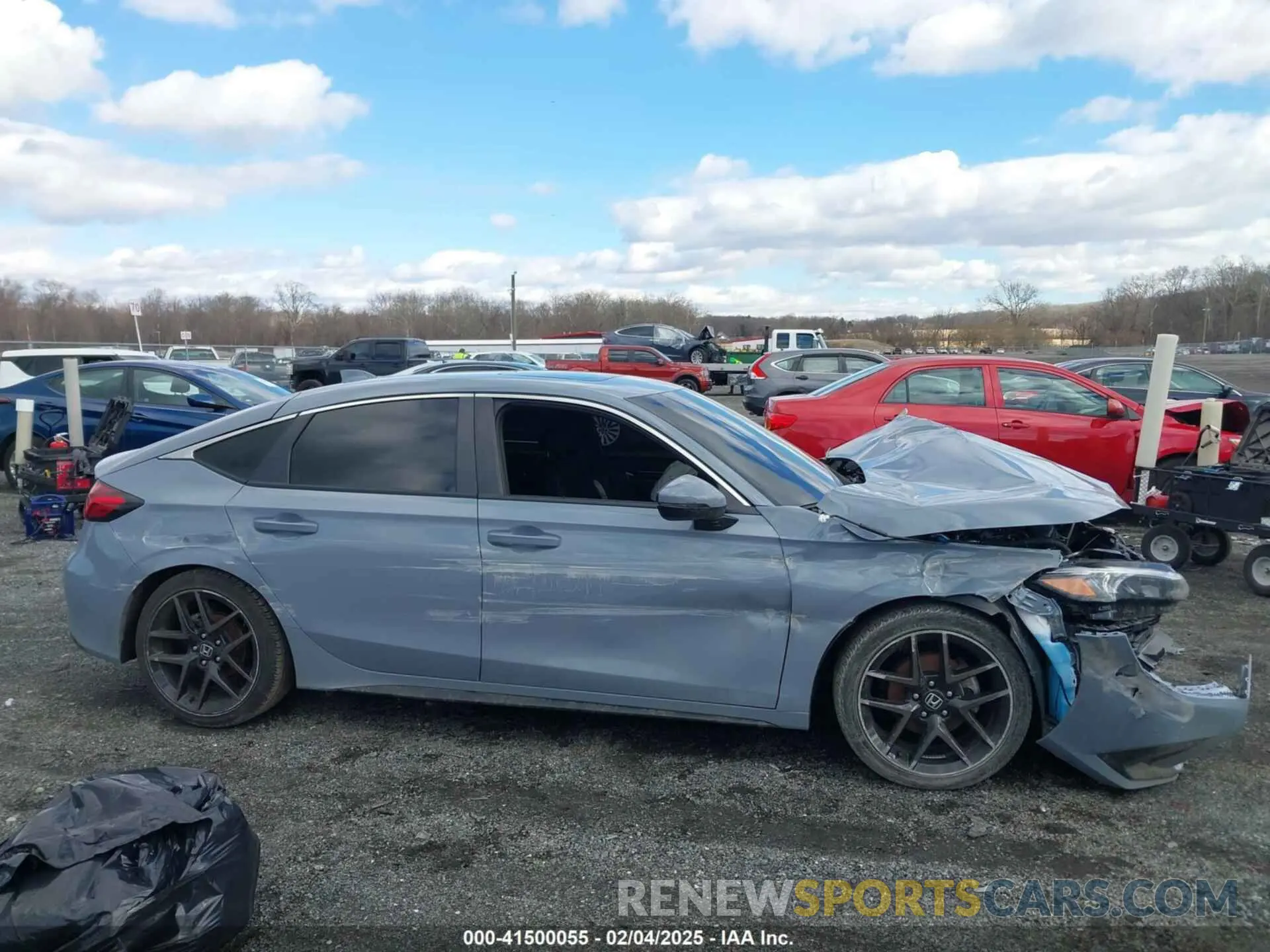 13 fotografías del automóvil dañado 19XFL1H85PE006282 HONDA CIVIC 2023