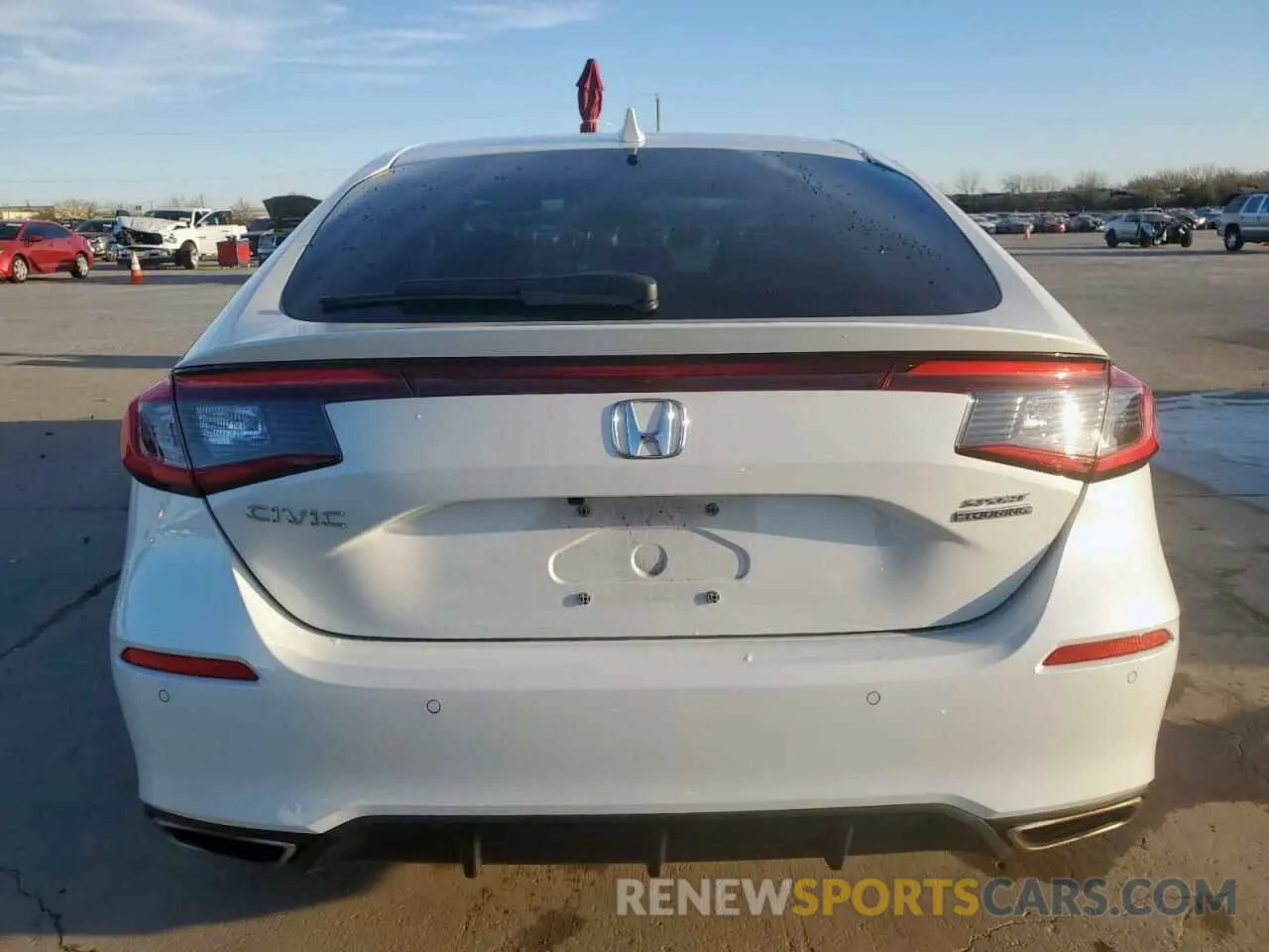 6 fotografías del automóvil dañado 19XFL1H85PE006458 HONDA CIVIC 2023