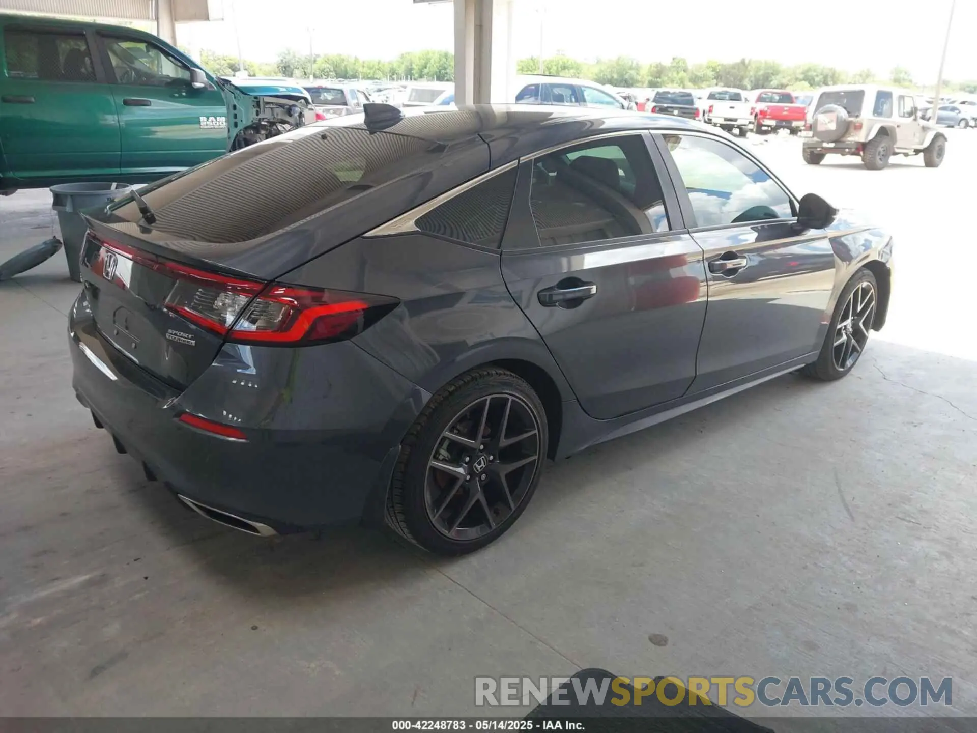 4 fotografías del automóvil dañado 19XFL1H85PE012387 HONDA CIVIC 2023
