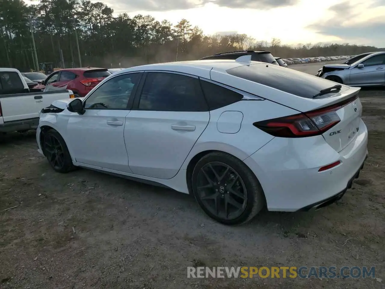 2 fotografías del automóvil dañado 19XFL1H85PE014981 HONDA CIVIC 2023