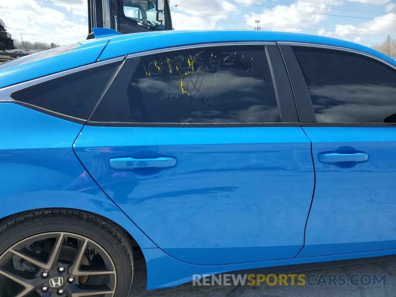 11 fotografías del automóvil dañado 19XFL1H88PE012562 HONDA CIVIC 2023
