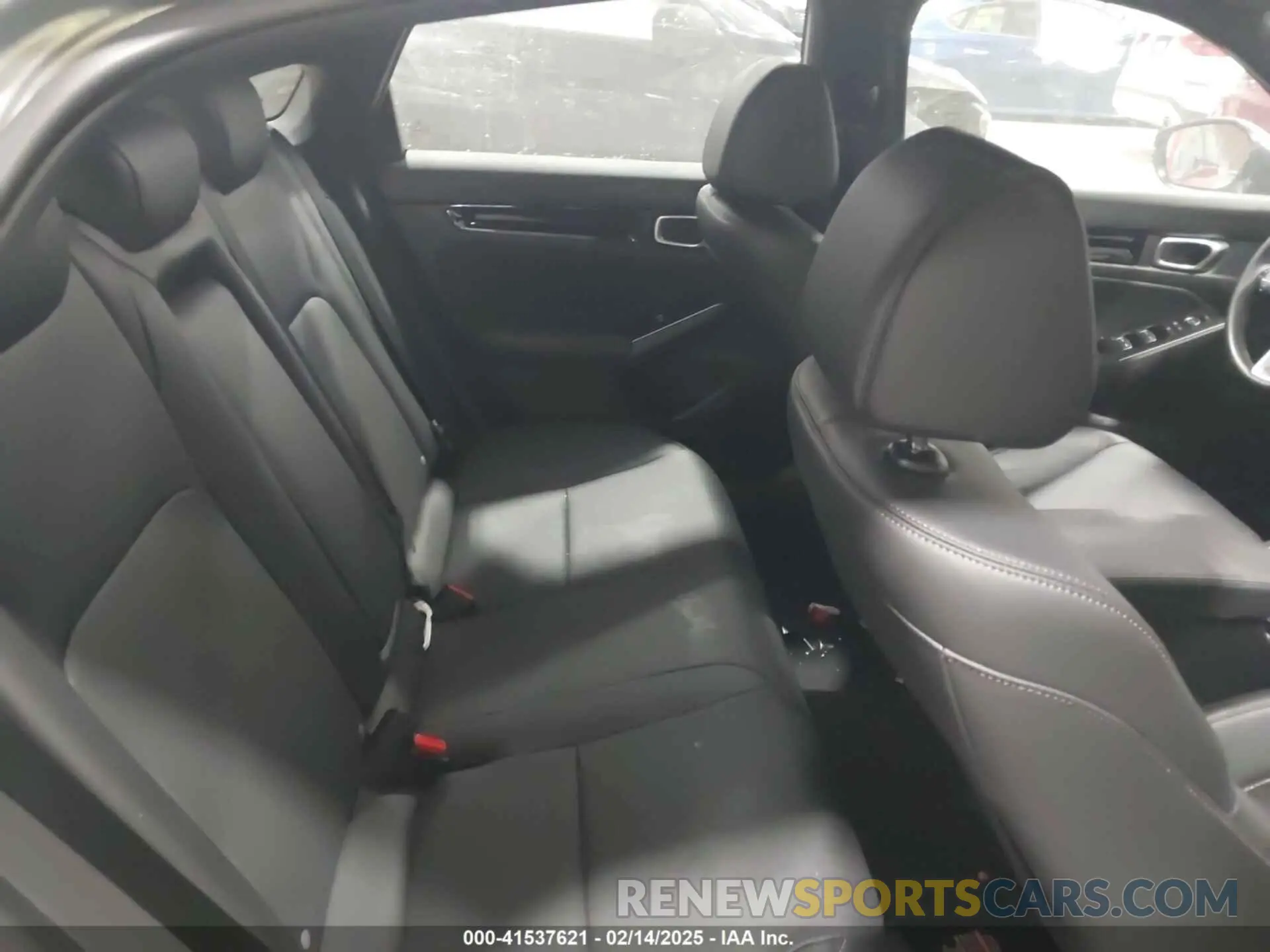 8 fotografías del automóvil dañado 19XFL1H88PE014053 HONDA CIVIC 2023