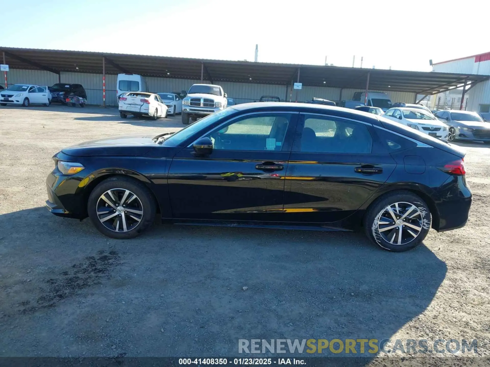 13 fotografías del automóvil dañado 19XFL2H50PE022143 HONDA CIVIC 2023