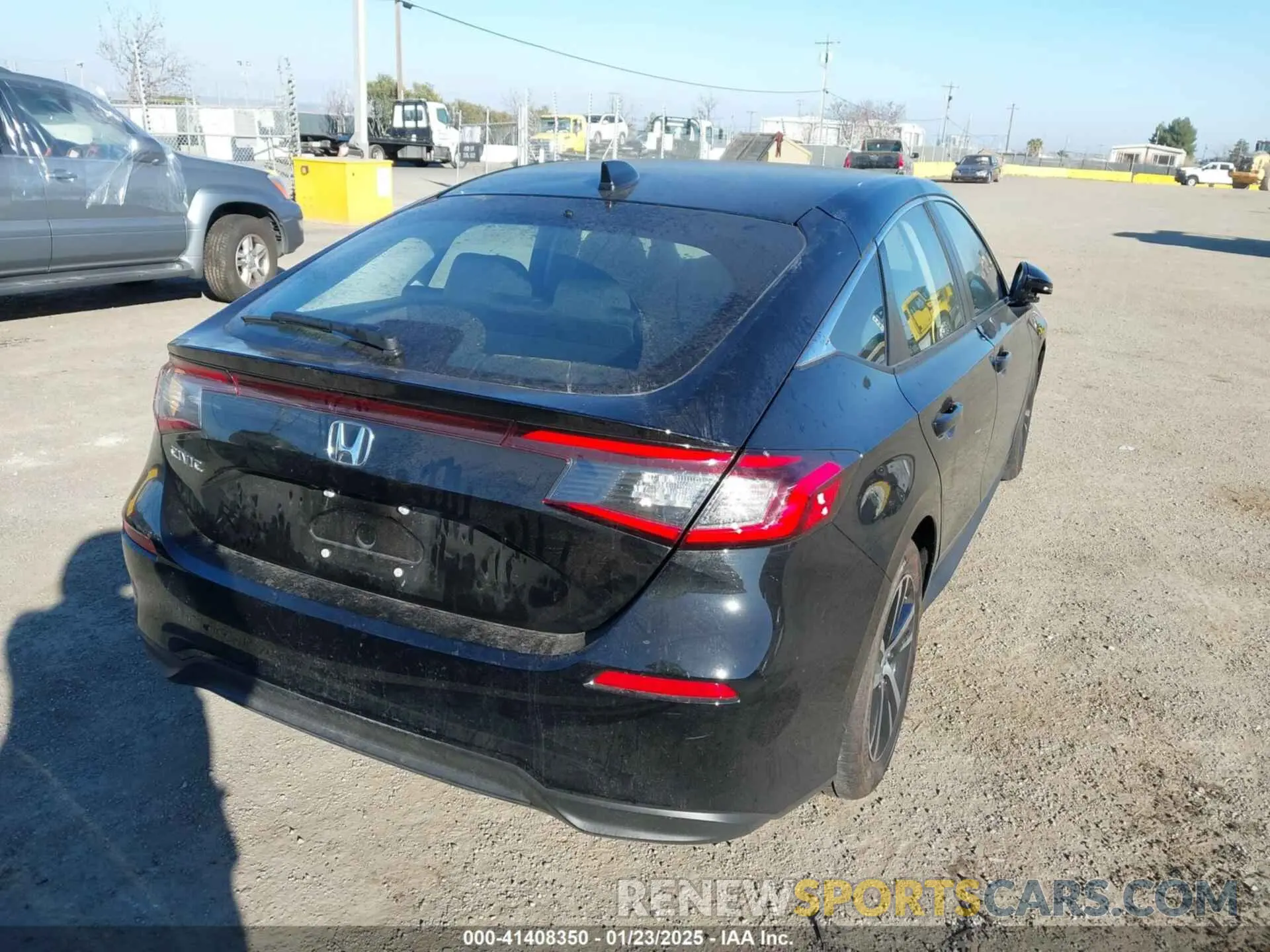 4 fotografías del automóvil dañado 19XFL2H50PE022143 HONDA CIVIC 2023