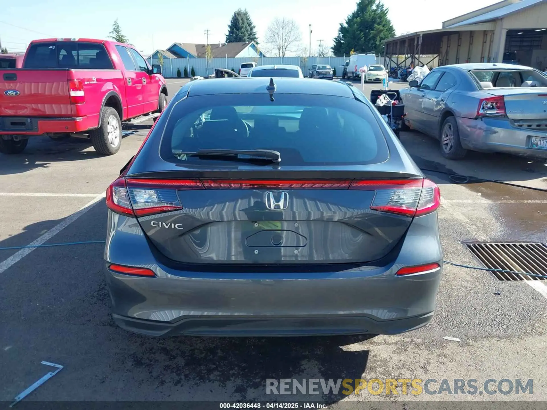 16 fotografías del automóvil dañado 19XFL2H52PE022046 HONDA CIVIC 2023