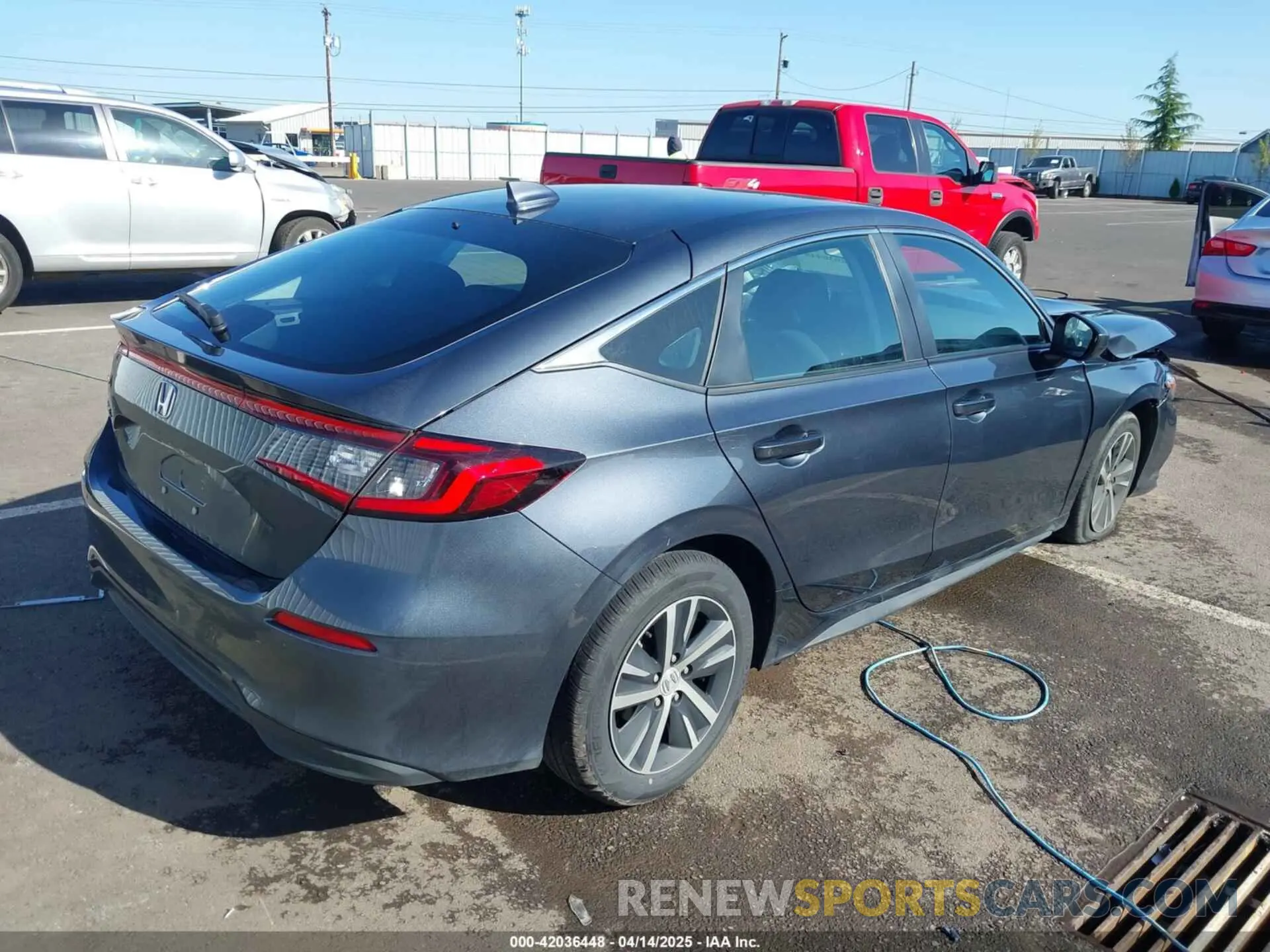 4 fotografías del automóvil dañado 19XFL2H52PE022046 HONDA CIVIC 2023