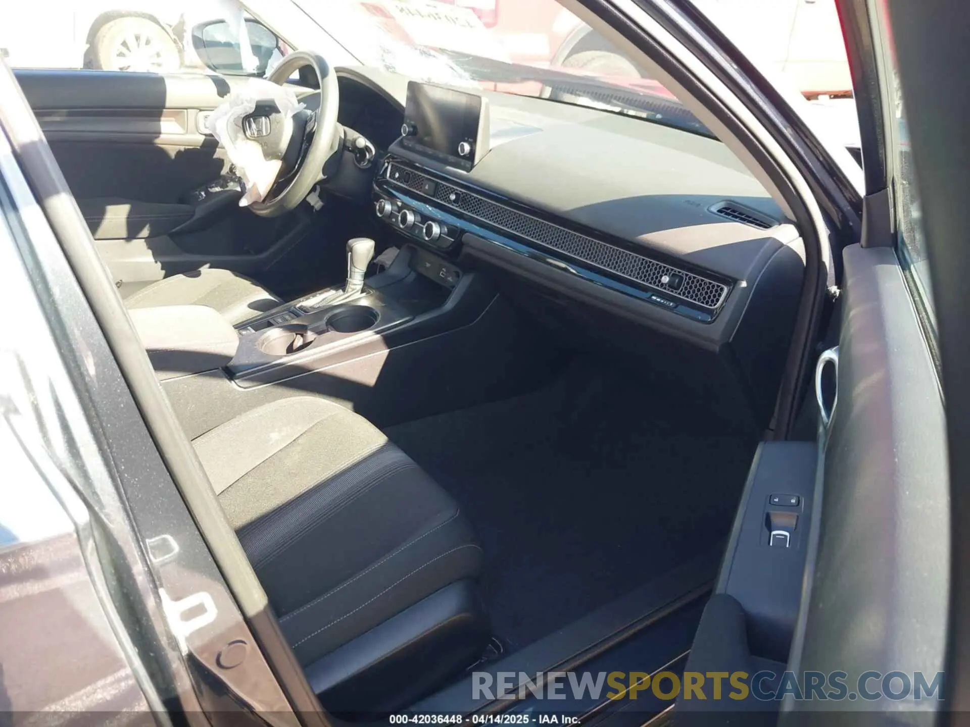 5 fotografías del automóvil dañado 19XFL2H52PE022046 HONDA CIVIC 2023