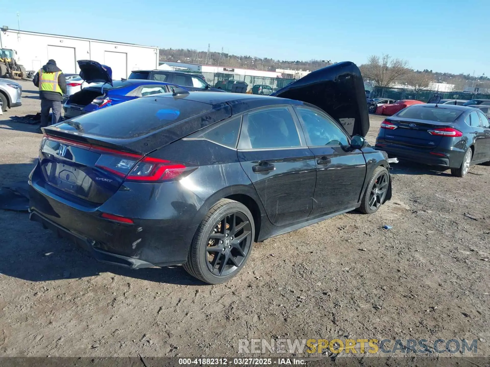 4 fotografías del automóvil dañado 19XFL2H80PE006471 HONDA CIVIC 2023