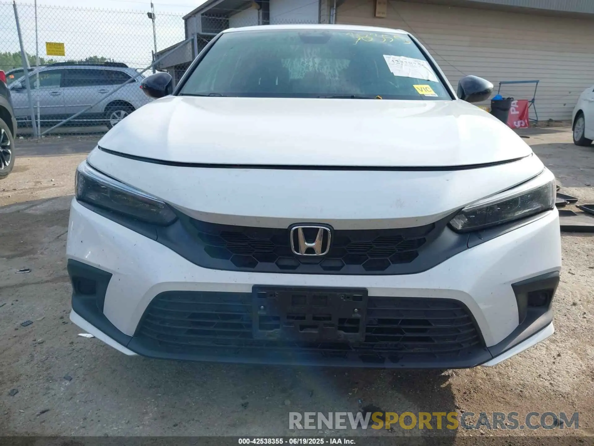 12 fotografías del automóvil dañado 19XFL2H82PE018802 HONDA CIVIC 2023