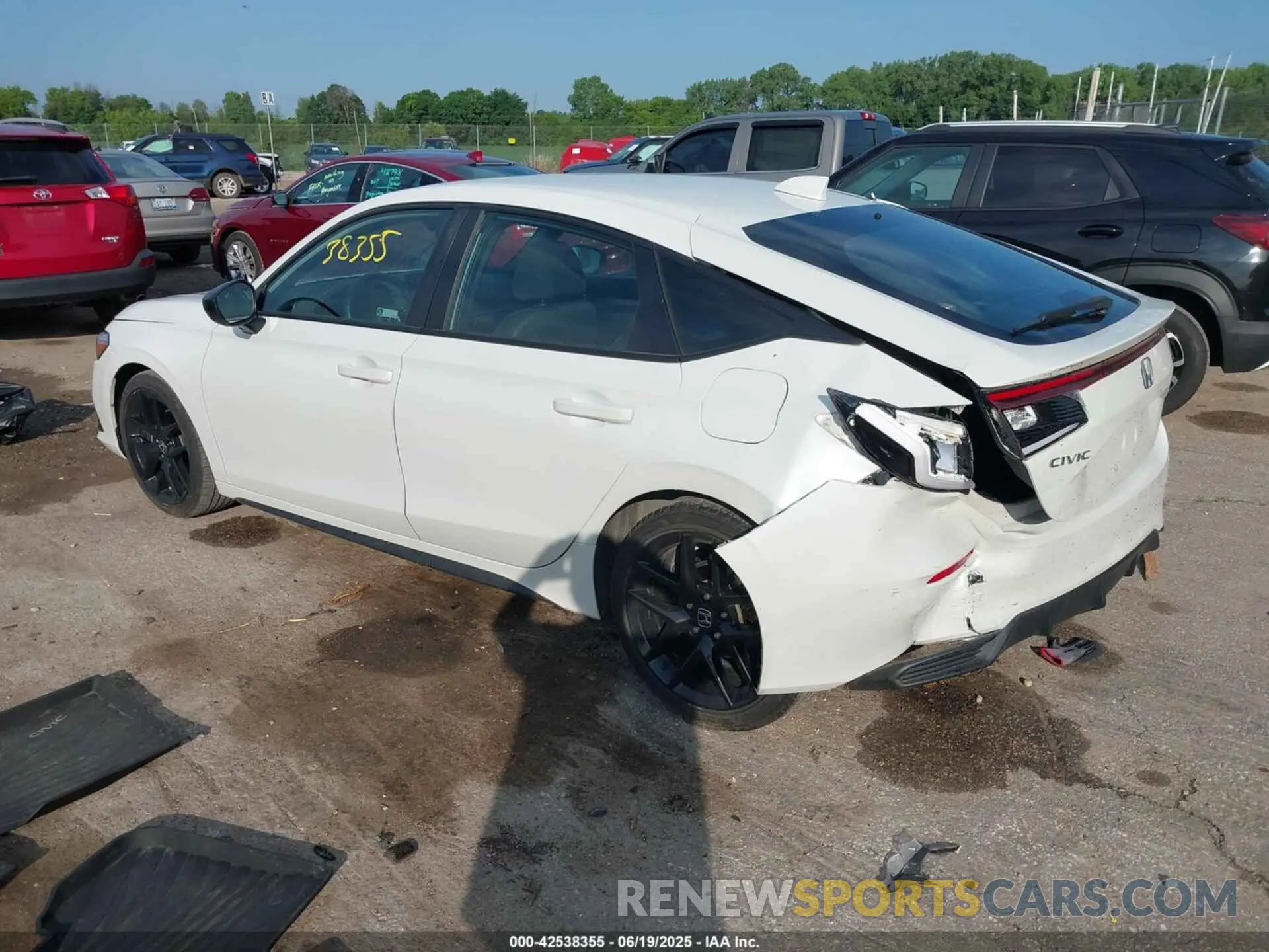 3 fotografías del automóvil dañado 19XFL2H82PE018802 HONDA CIVIC 2023