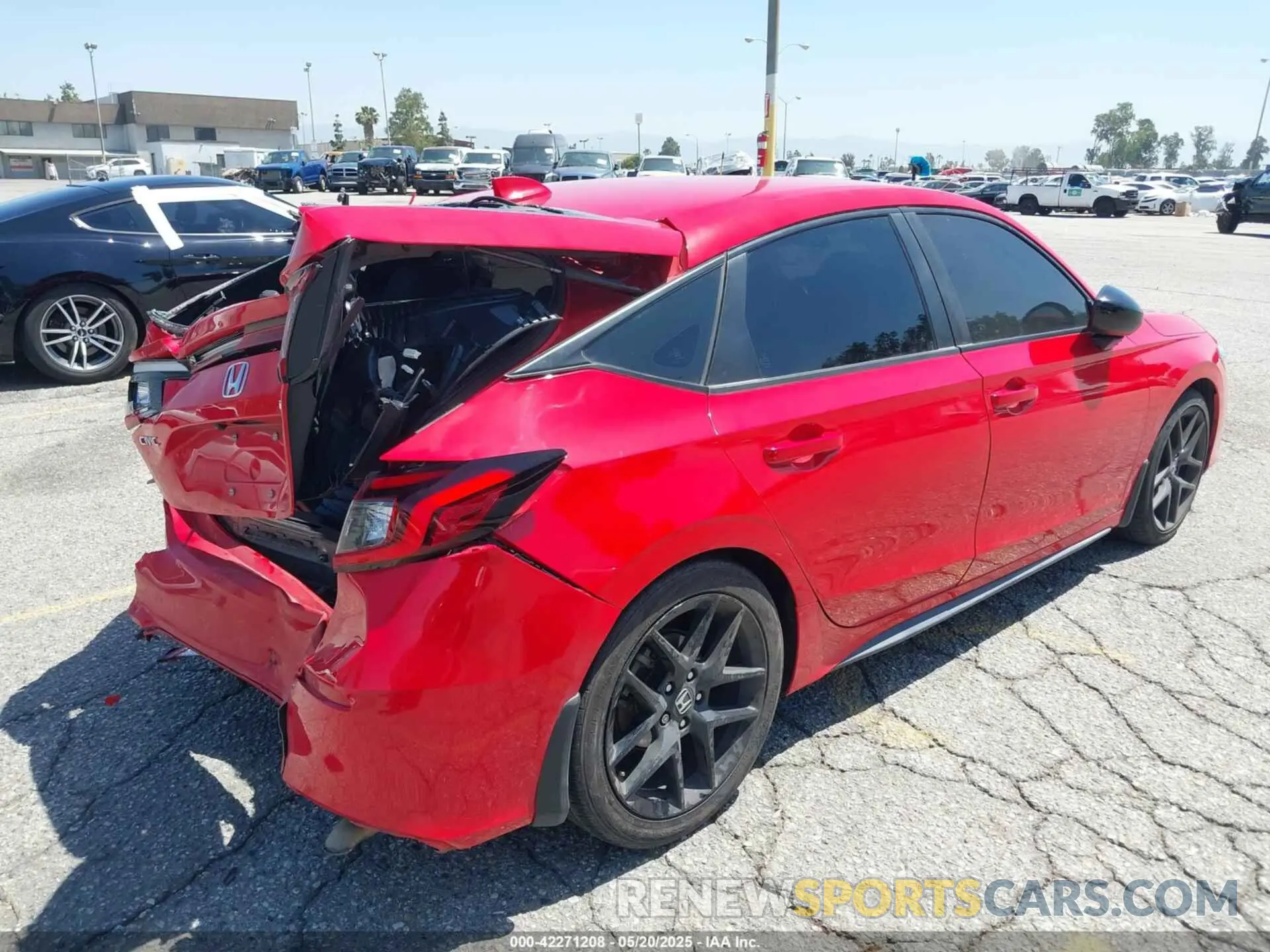 4 fotografías del automóvil dañado 19XFL2H83PE006691 HONDA CIVIC 2023