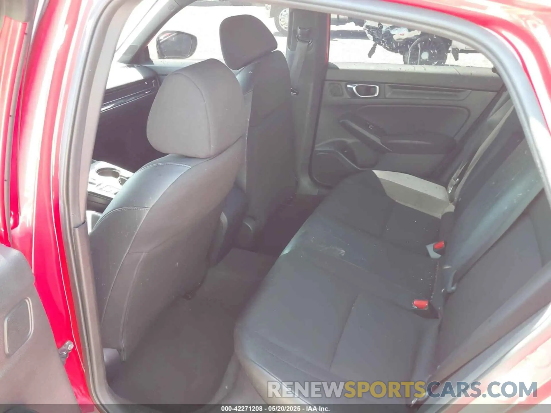 8 fotografías del automóvil dañado 19XFL2H83PE006691 HONDA CIVIC 2023