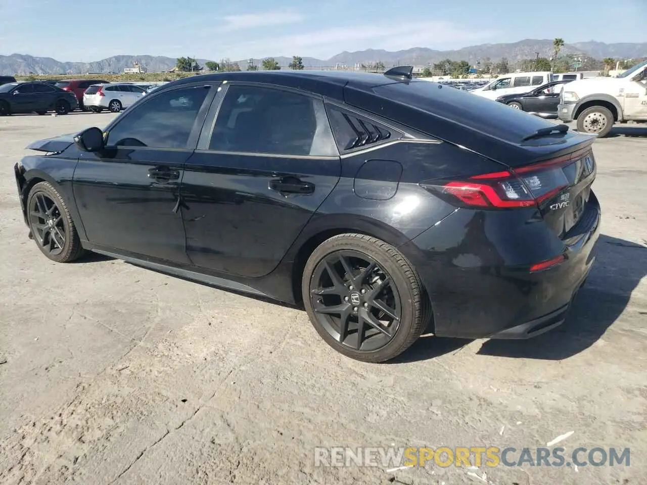 2 fotografías del automóvil dañado 19XFL2H83PE007386 HONDA CIVIC 2023