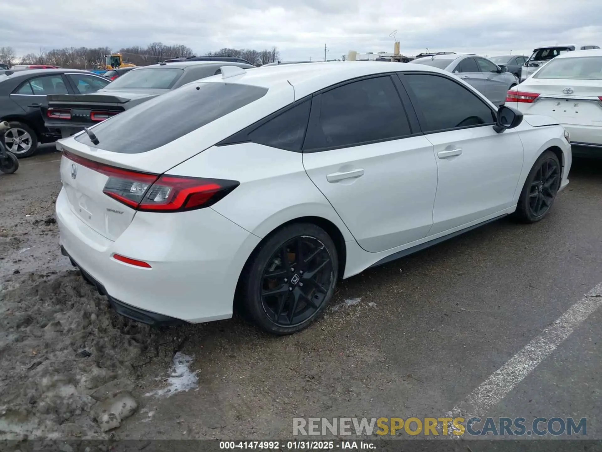 4 fotografías del automóvil dañado 19XFL2H83PE020932 HONDA CIVIC 2023
