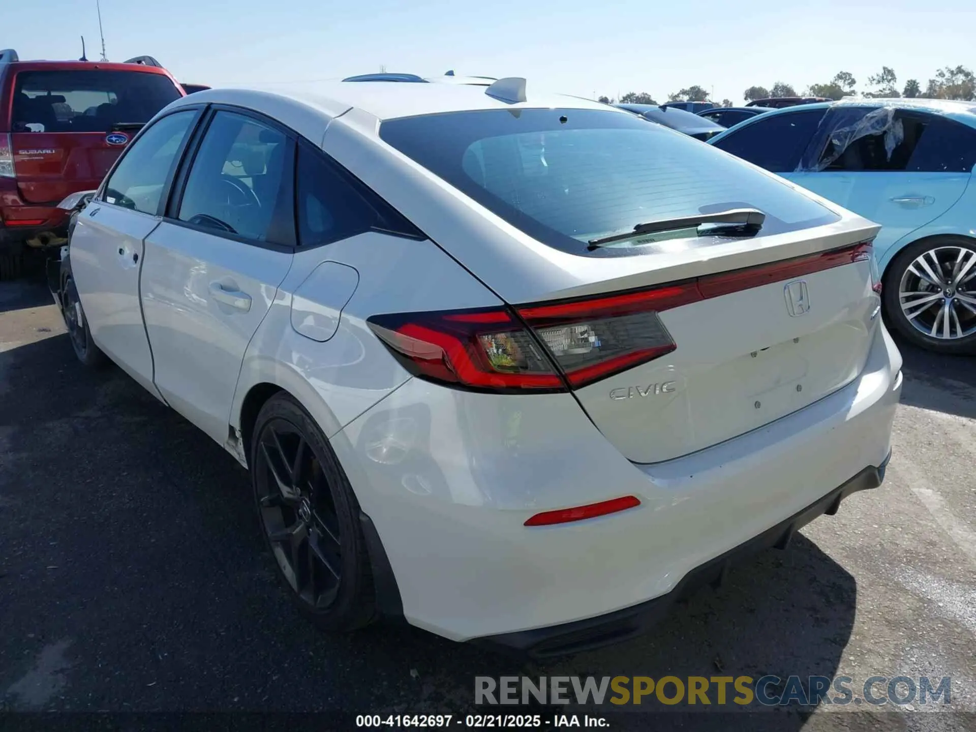 3 fotografías del automóvil dañado 19XFL2H83PE022213 HONDA CIVIC 2023