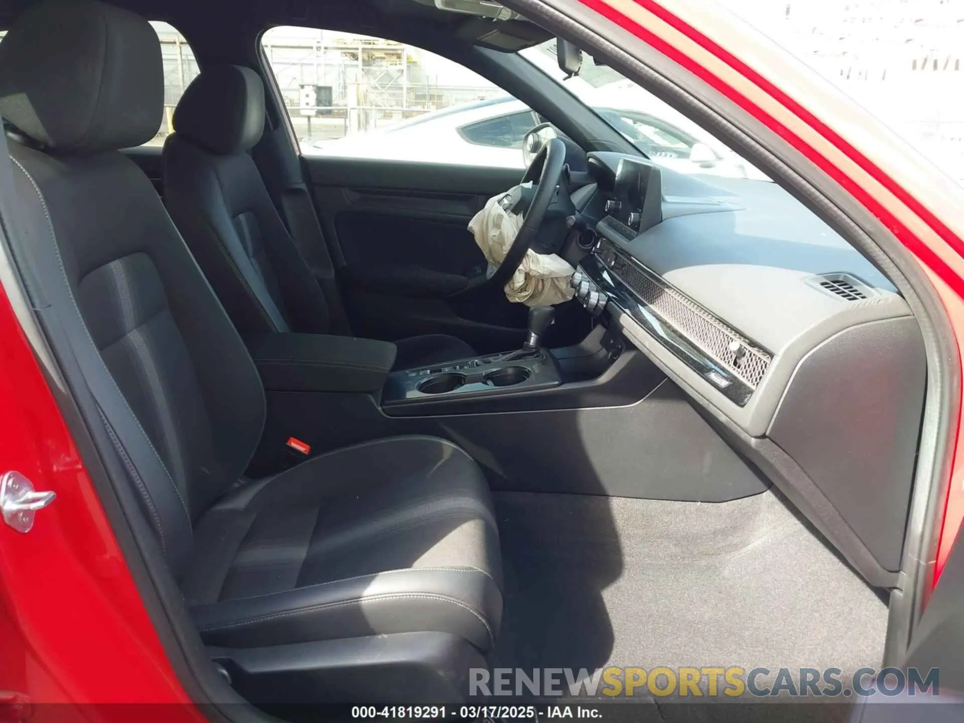 5 fotografías del automóvil dañado 19XFL2H85PE012038 HONDA CIVIC 2023