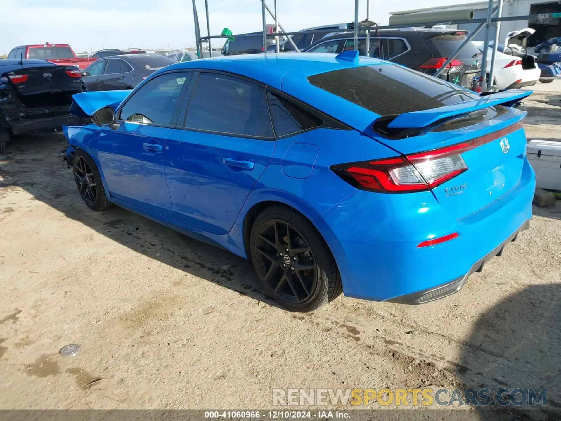 3 fotografías del automóvil dañado 19XFL2H86PE005972 HONDA CIVIC 2023