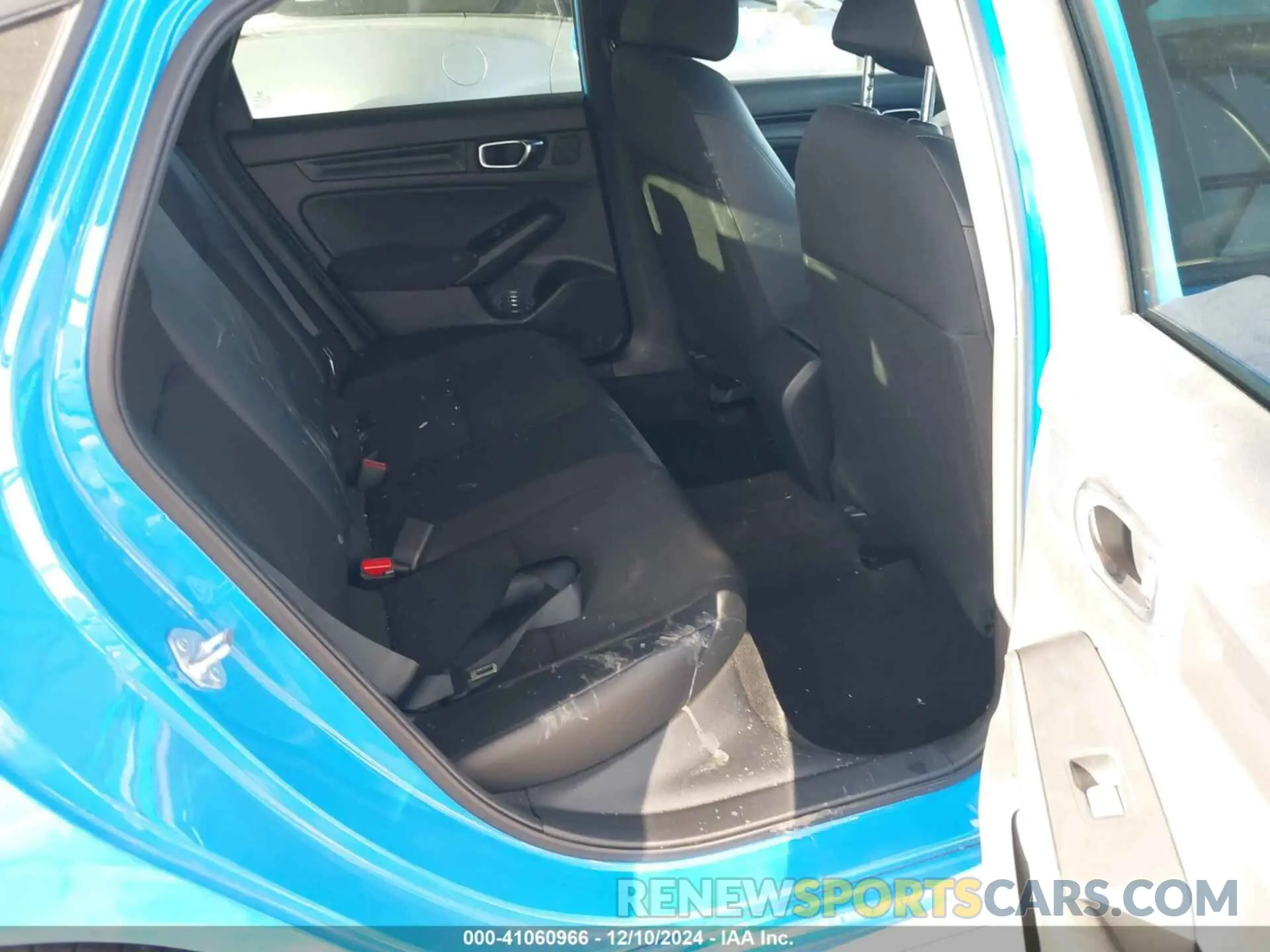 8 fotografías del automóvil dañado 19XFL2H86PE005972 HONDA CIVIC 2023