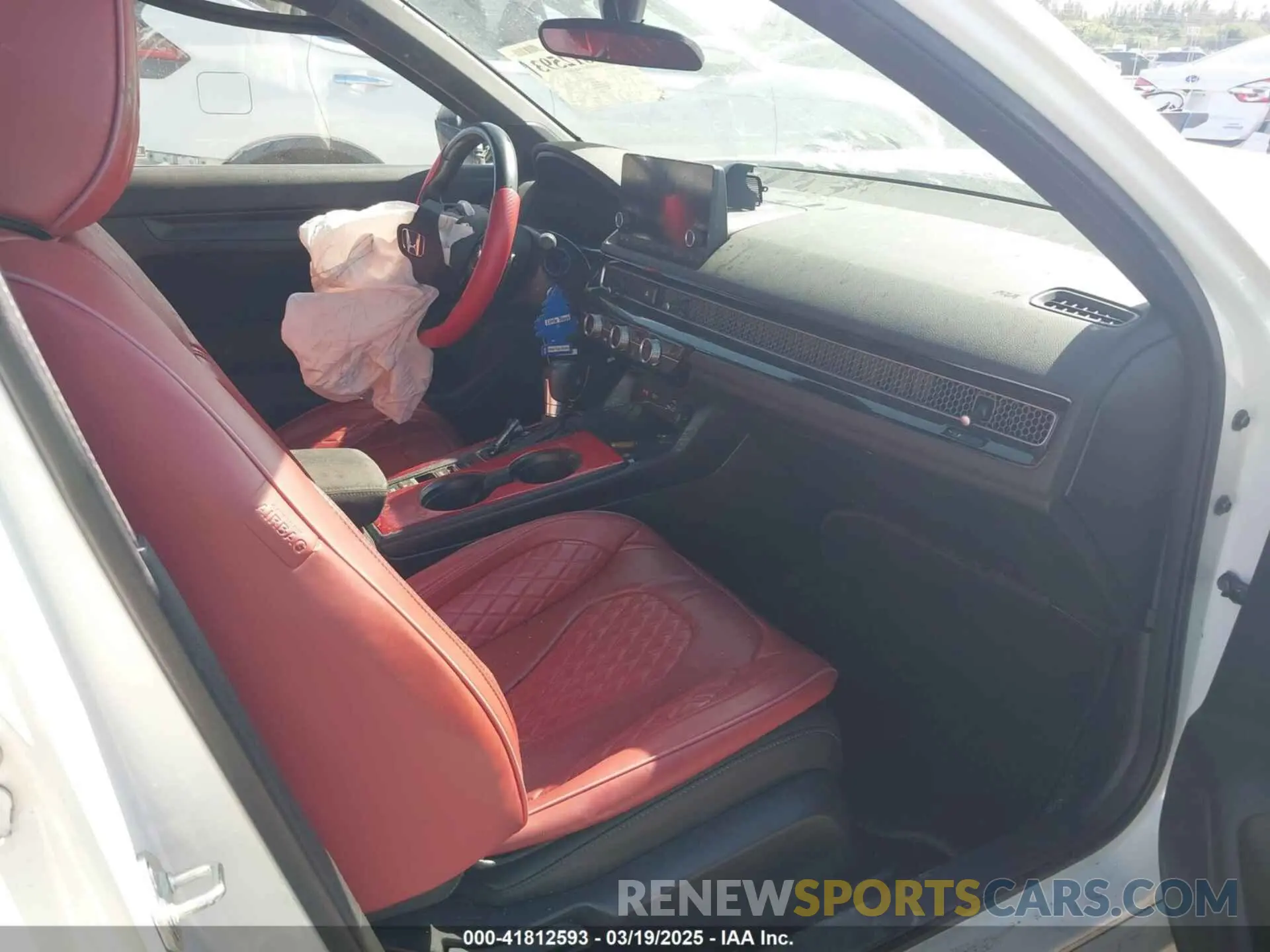 5 fotografías del automóvil dañado 19XFL2H87PE002675 HONDA CIVIC 2023