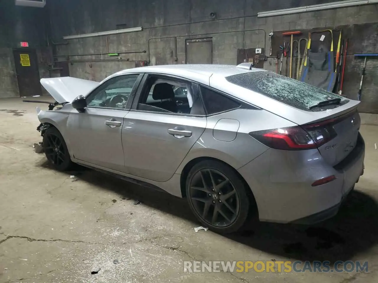 2 fotografías del automóvil dañado 19XFL2H87PE016172 HONDA CIVIC 2023