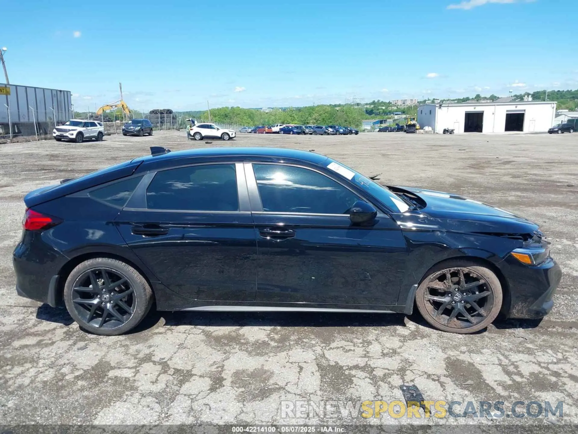 14 fotografías del automóvil dañado 19XFL2H88PE019517 HONDA CIVIC 2023