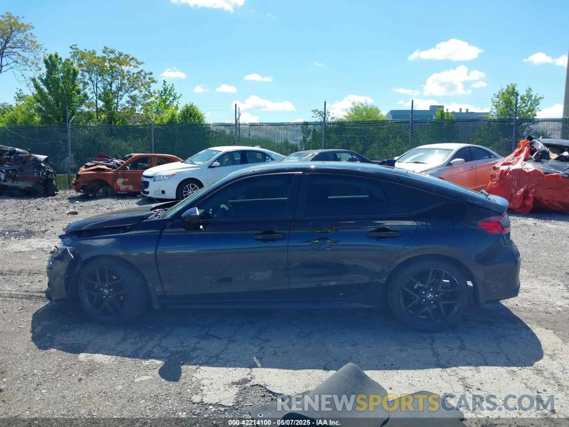15 fotografías del automóvil dañado 19XFL2H88PE019517 HONDA CIVIC 2023