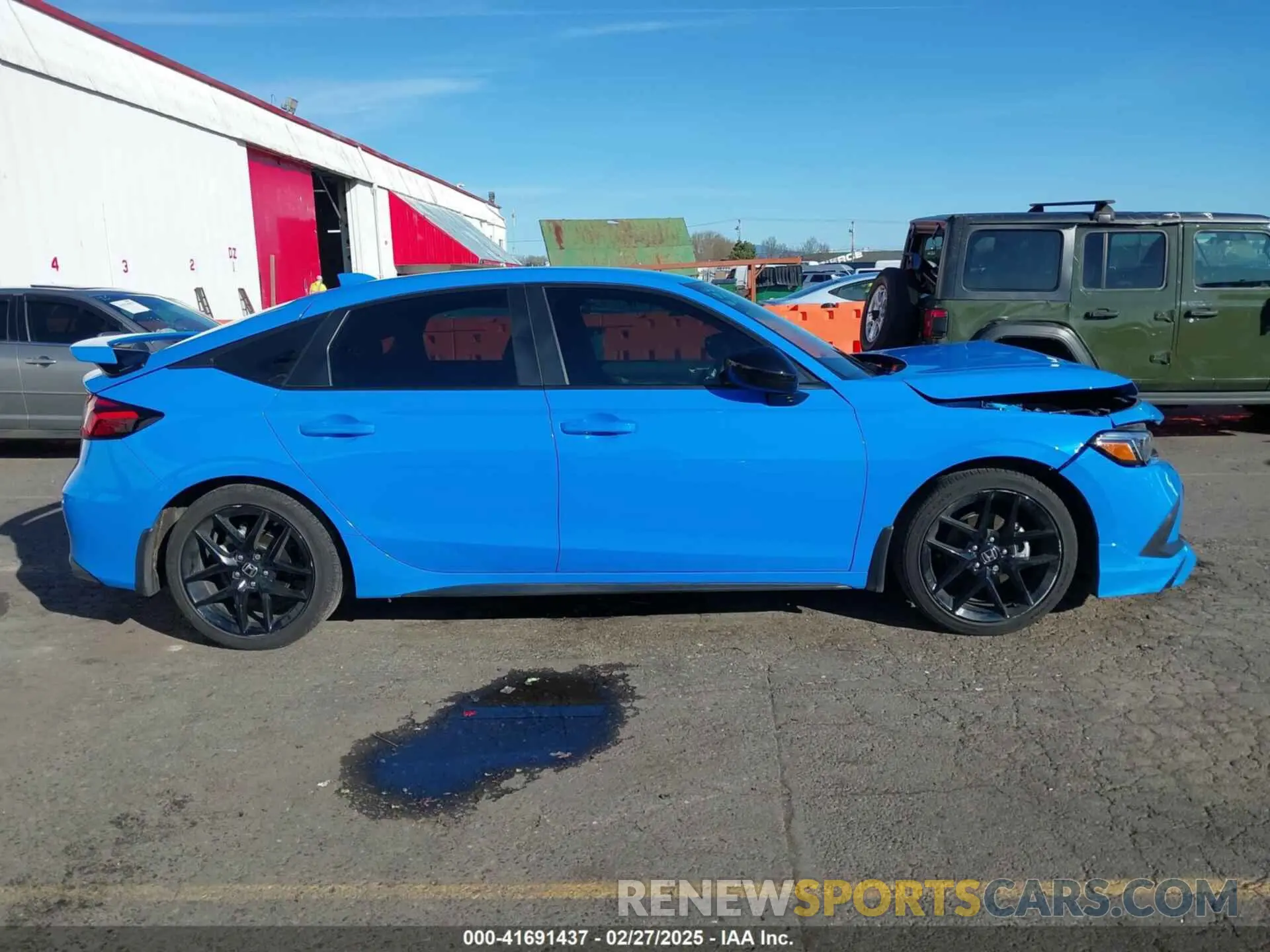 13 fotografías del automóvil dañado 19XFL2H88PE020375 HONDA CIVIC 2023