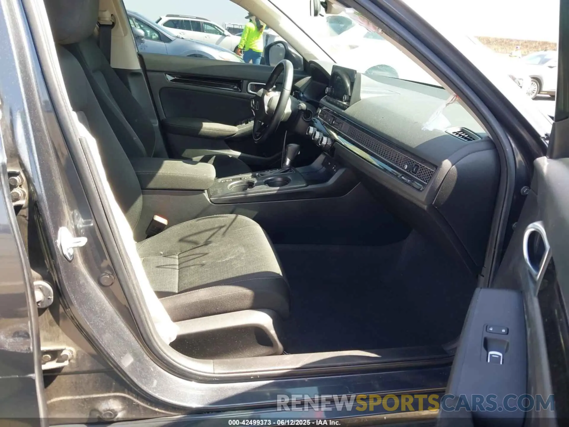 5 fotografías del automóvil dañado 2HGFE1F74PH323979 HONDA CIVIC 2023