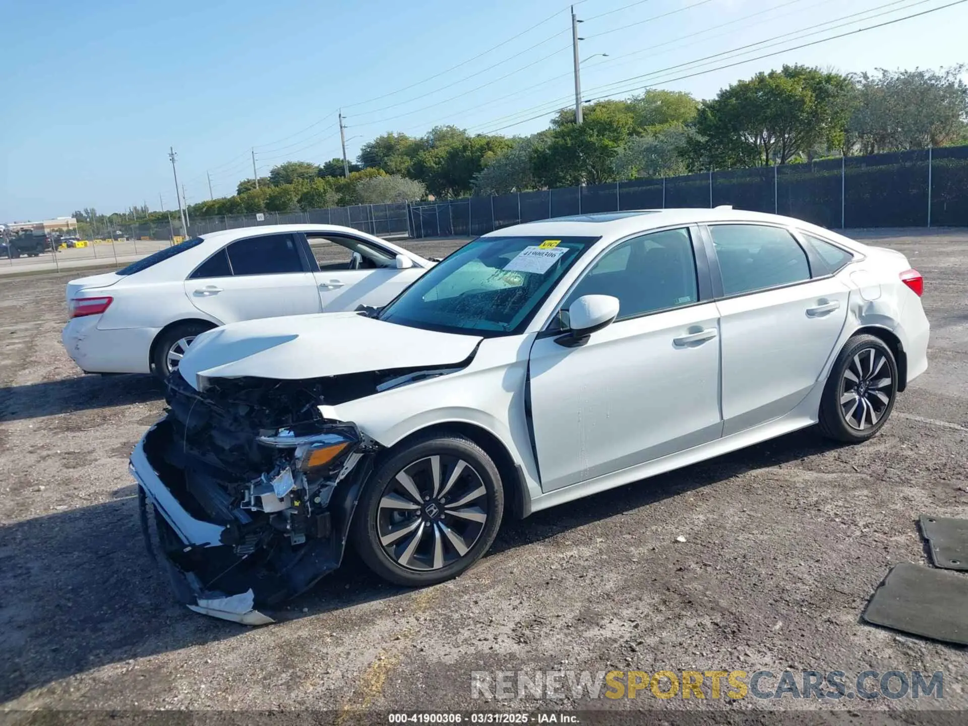 2 fotografías del automóvil dañado 2HGFE1F75PH325241 HONDA CIVIC 2023