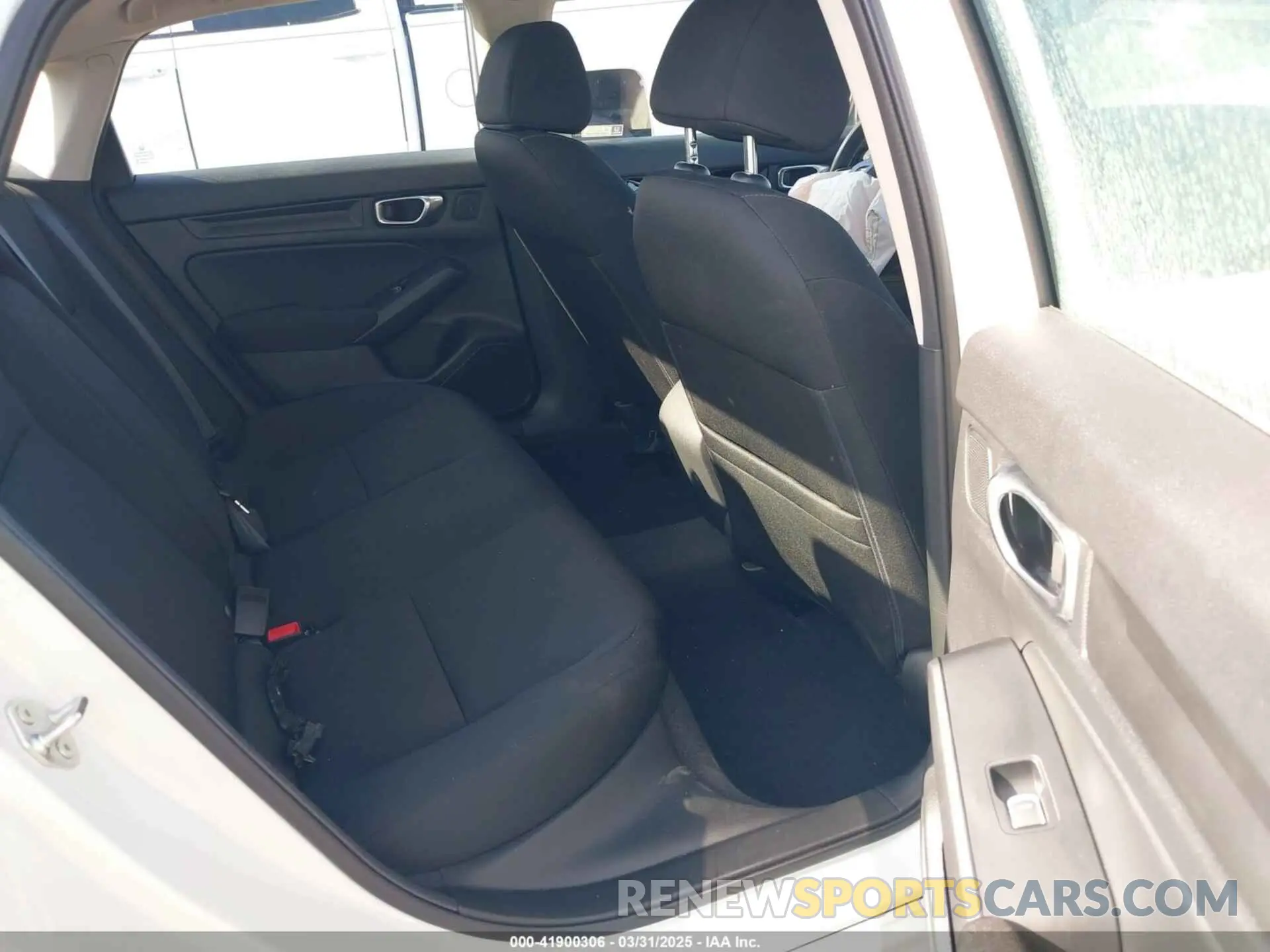 8 fotografías del automóvil dañado 2HGFE1F75PH325241 HONDA CIVIC 2023