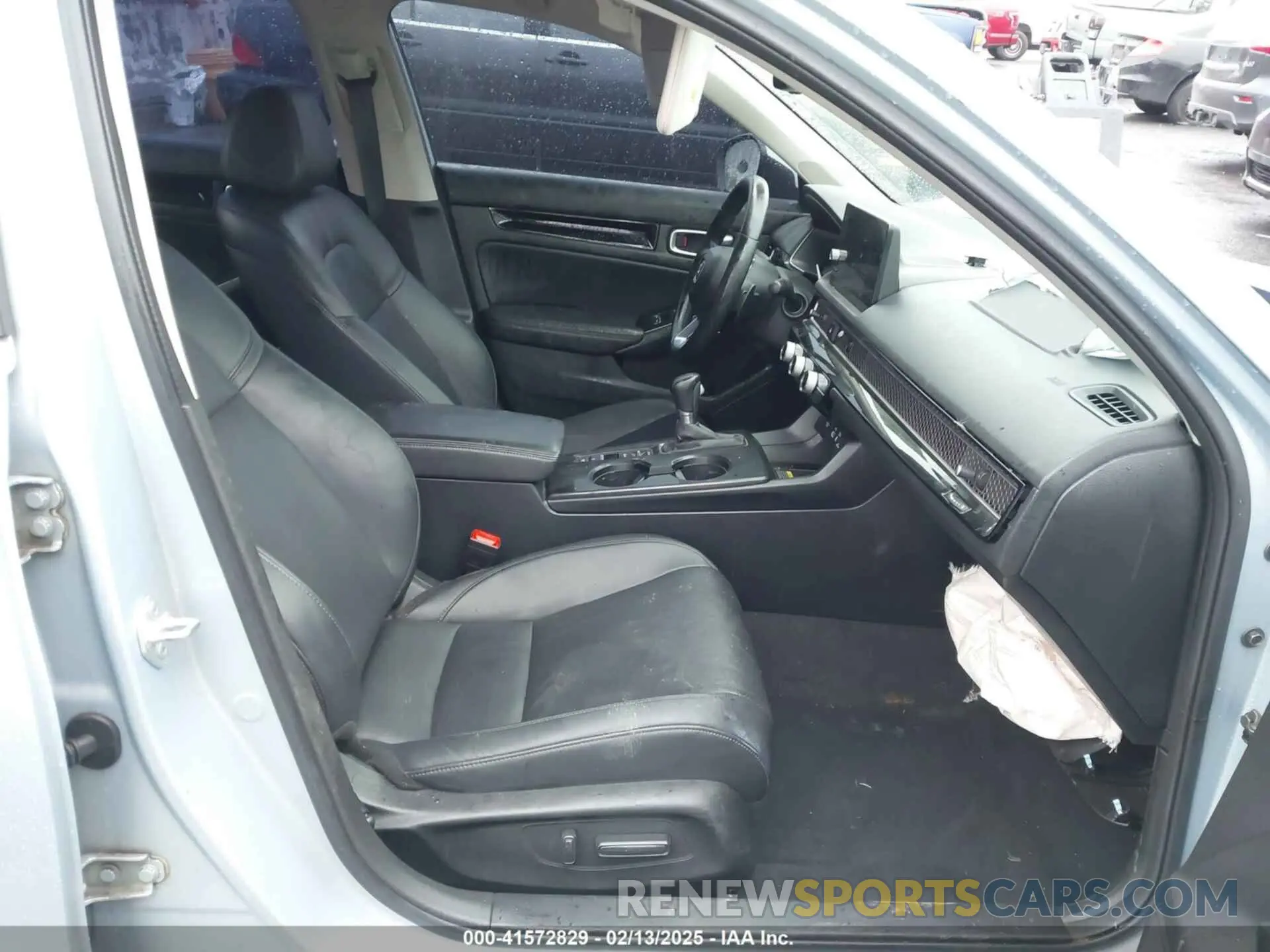 5 fotografías del automóvil dañado 2HGFE1F92PH307409 HONDA CIVIC 2023