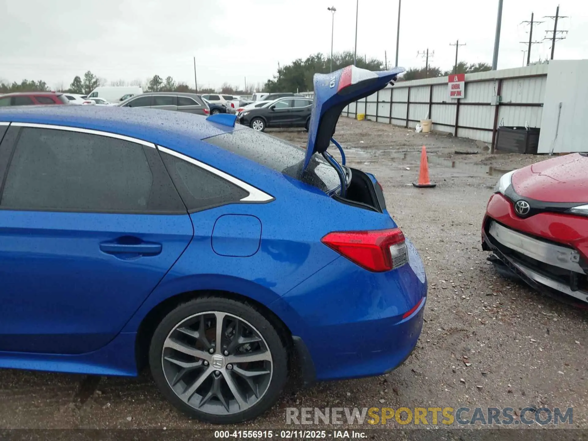 20 fotografías del automóvil dañado 2HGFE1F92PH317695 HONDA CIVIC 2023