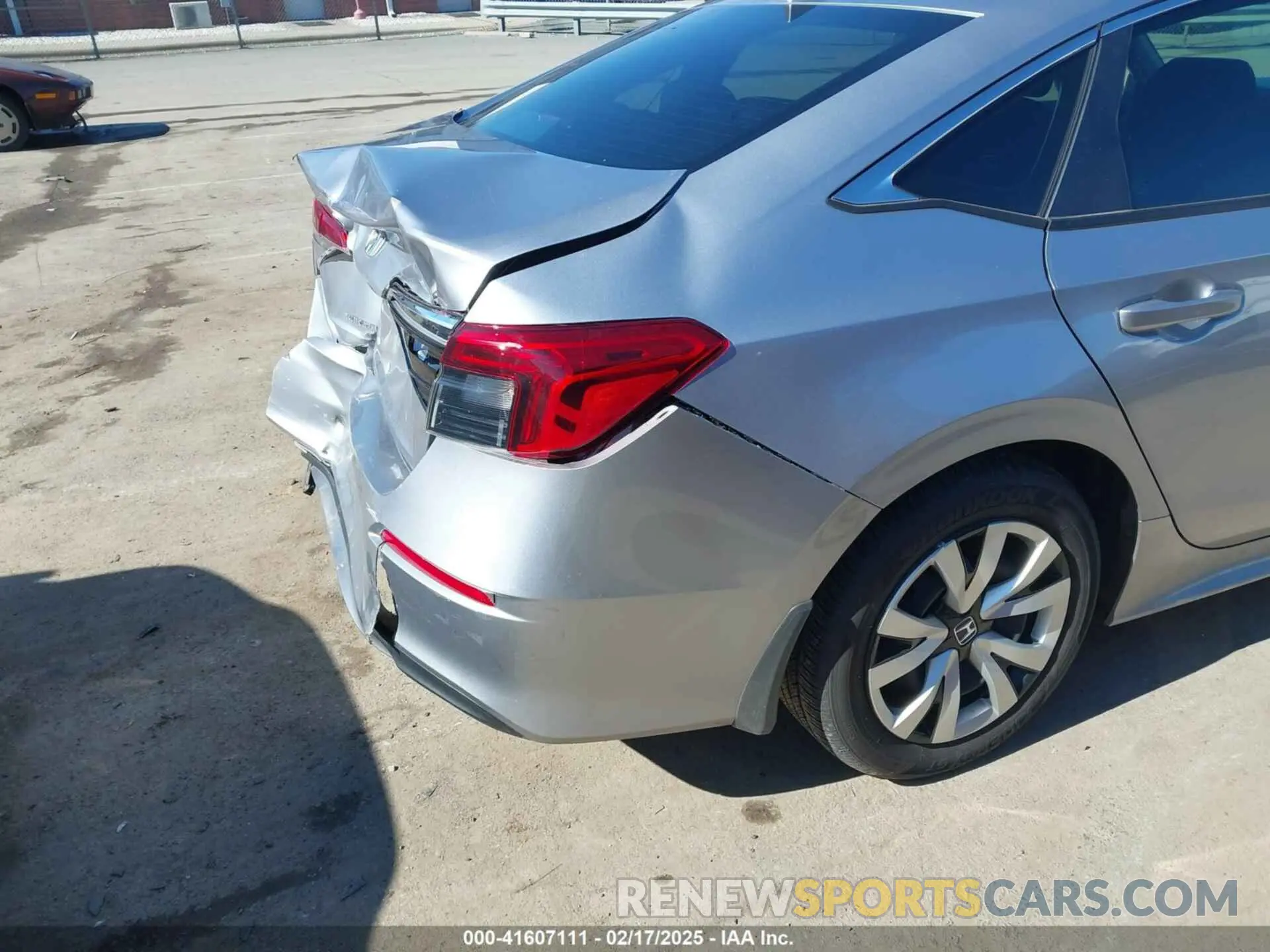 20 fotografías del automóvil dañado 2HGFE2F27PH569614 HONDA CIVIC 2023