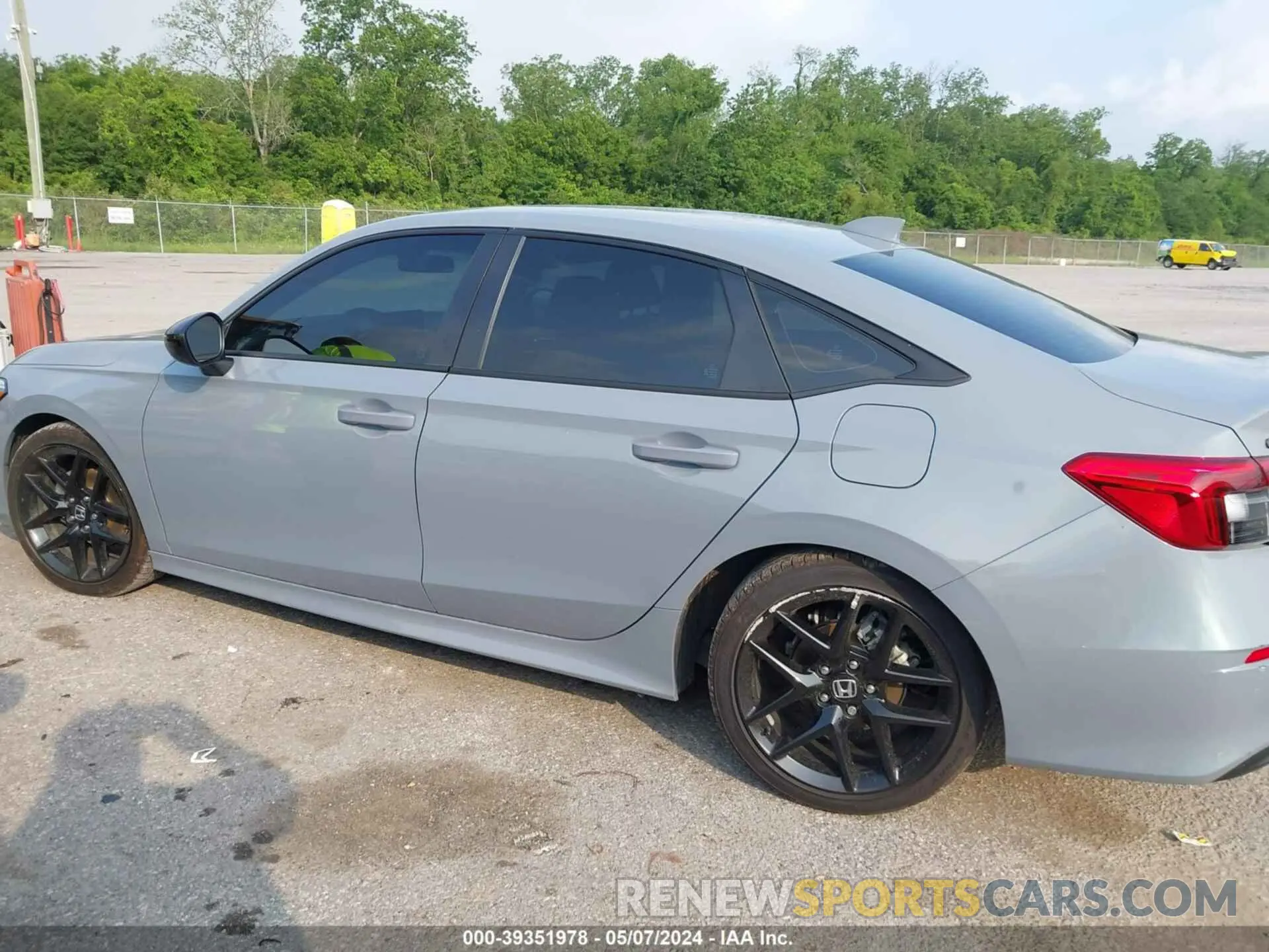 14 fotografías del automóvil dañado 2HGFE2F50PH513931 HONDA CIVIC 2023
