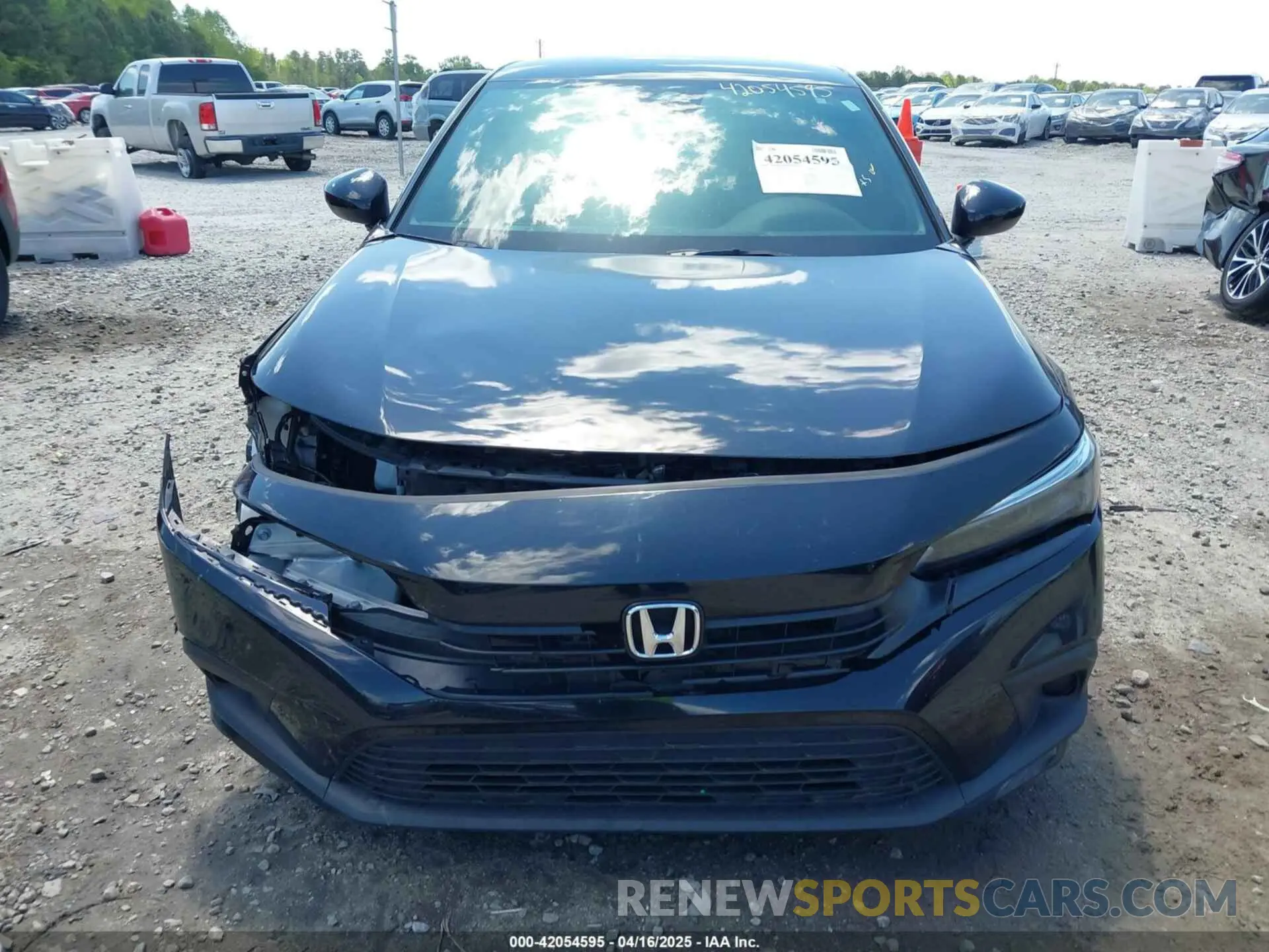 13 fotografías del automóvil dañado 2HGFE2F50PH548789 HONDA CIVIC 2023
