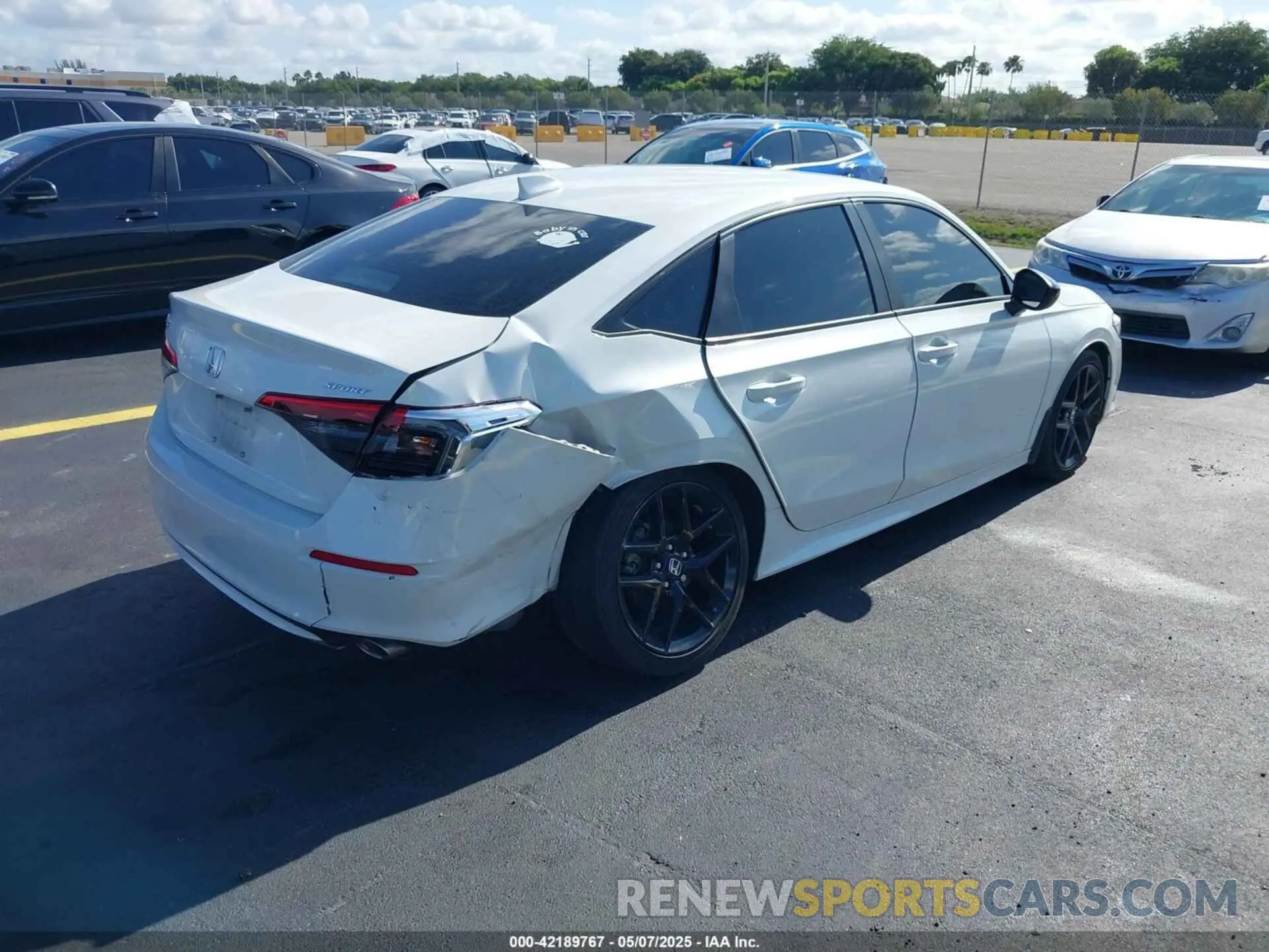 4 fotografías del automóvil dañado 2HGFE2F51PH525909 HONDA CIVIC 2023