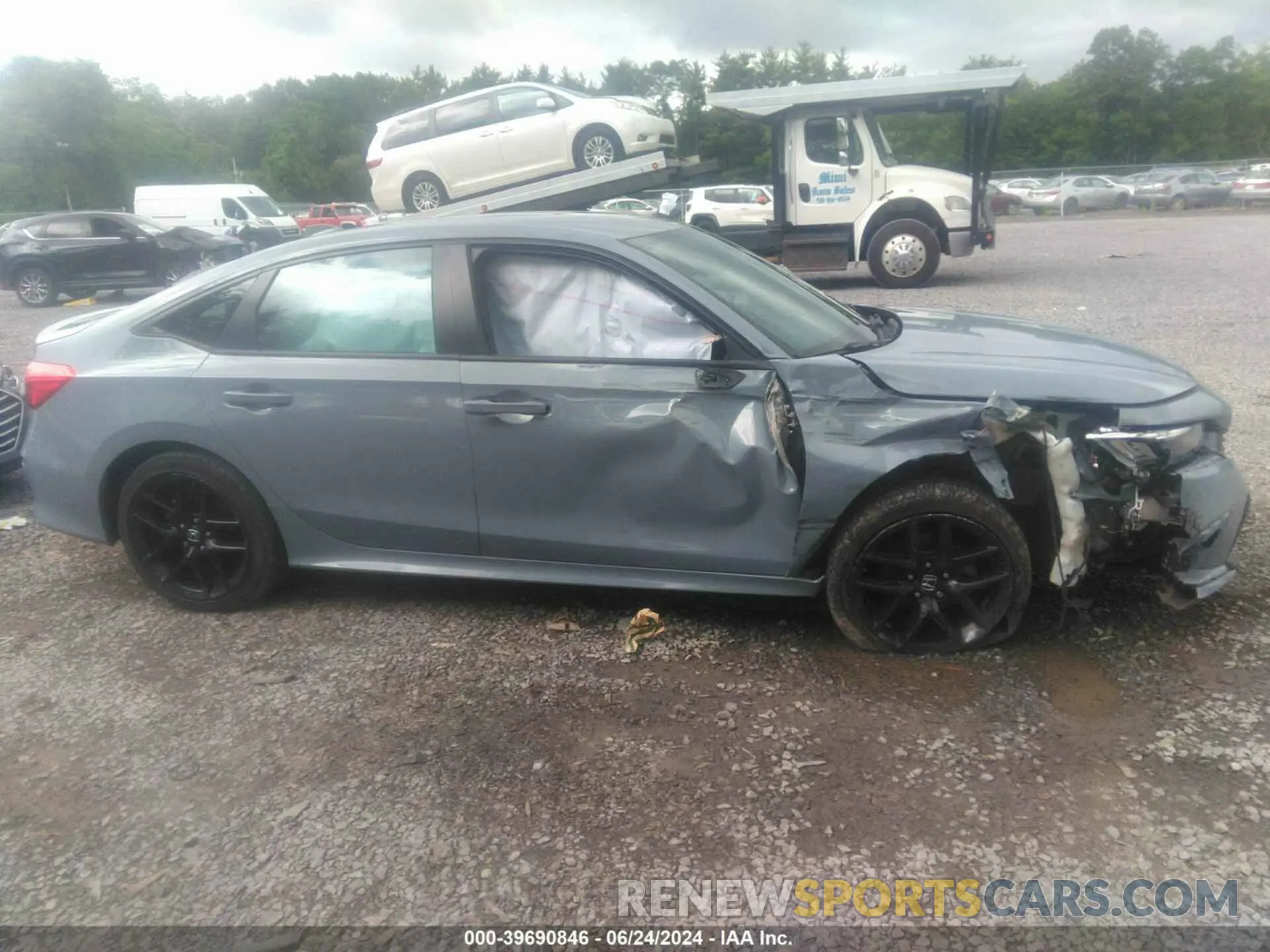 13 fotografías del automóvil dañado 2HGFE2F51PH540801 HONDA CIVIC 2023
