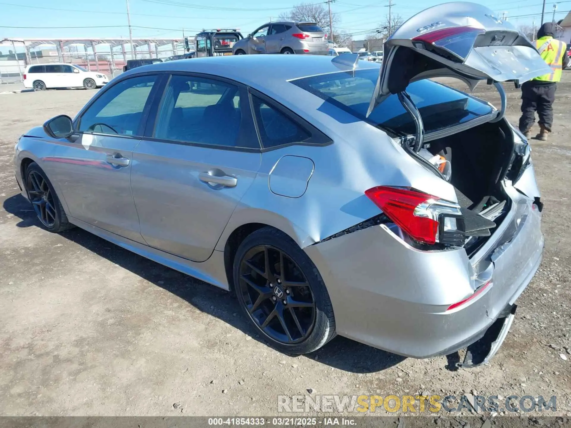 3 fotografías del automóvil dañado 2HGFE2F51PH558070 HONDA CIVIC 2023