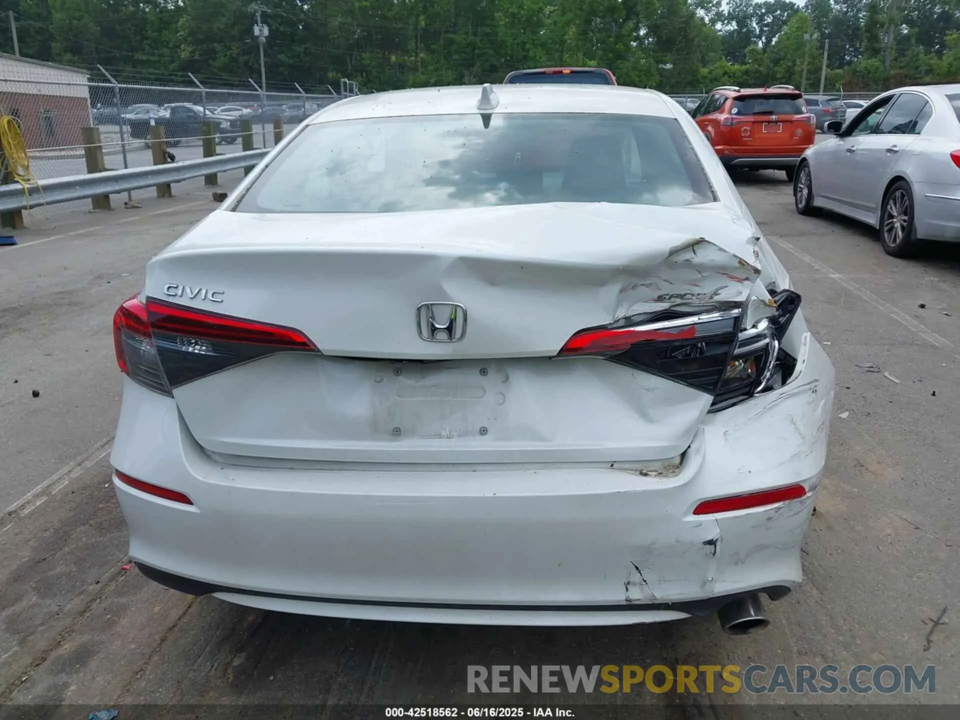 16 fotografías del automóvil dañado 2HGFE2F52PH517124 HONDA CIVIC 2023