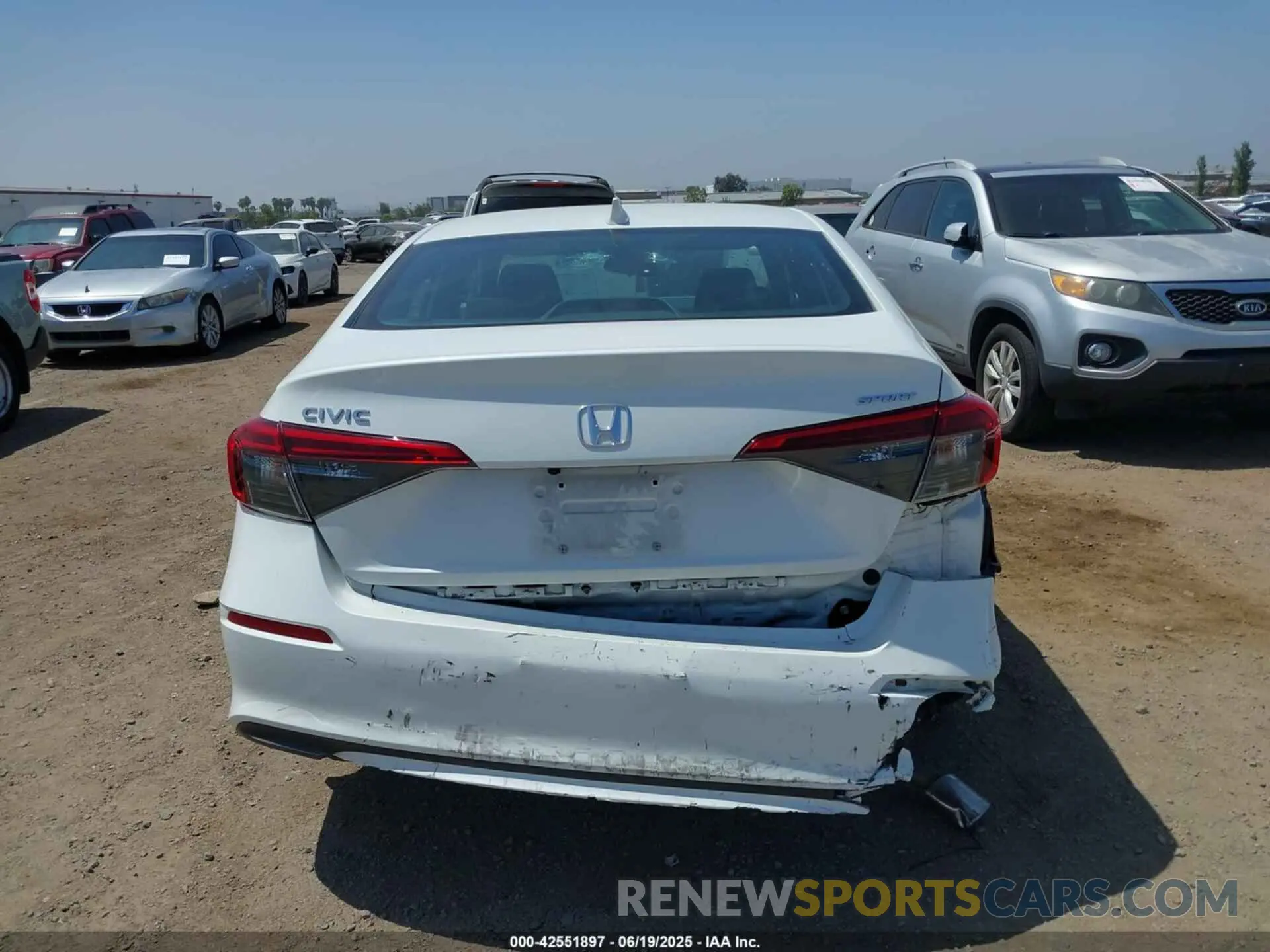 16 fotografías del automóvil dañado 2HGFE2F54PH510109 HONDA CIVIC 2023