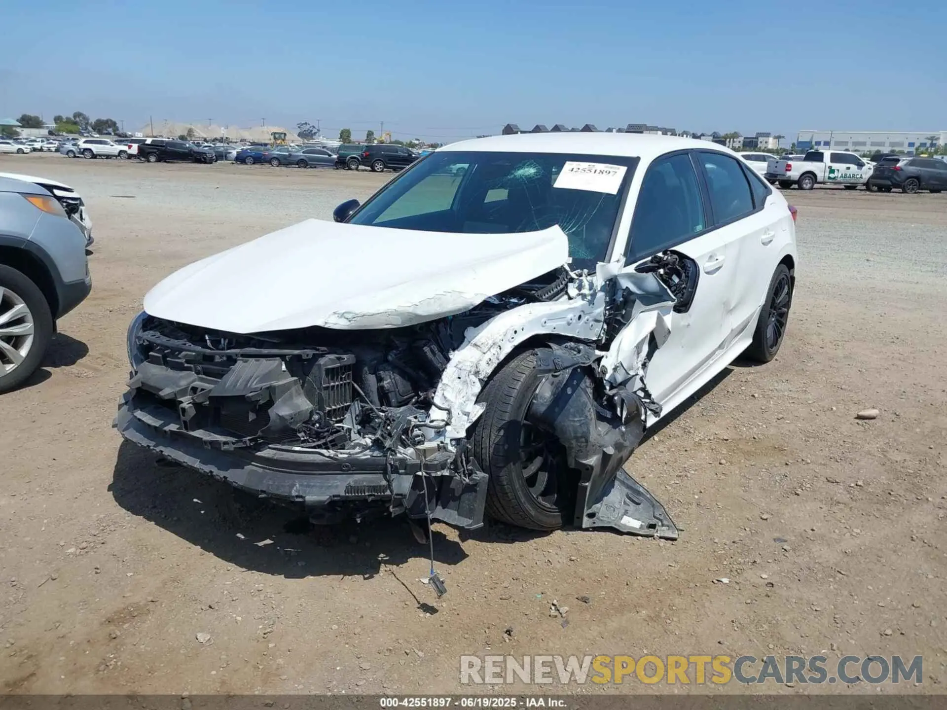 2 fotografías del automóvil dañado 2HGFE2F54PH510109 HONDA CIVIC 2023